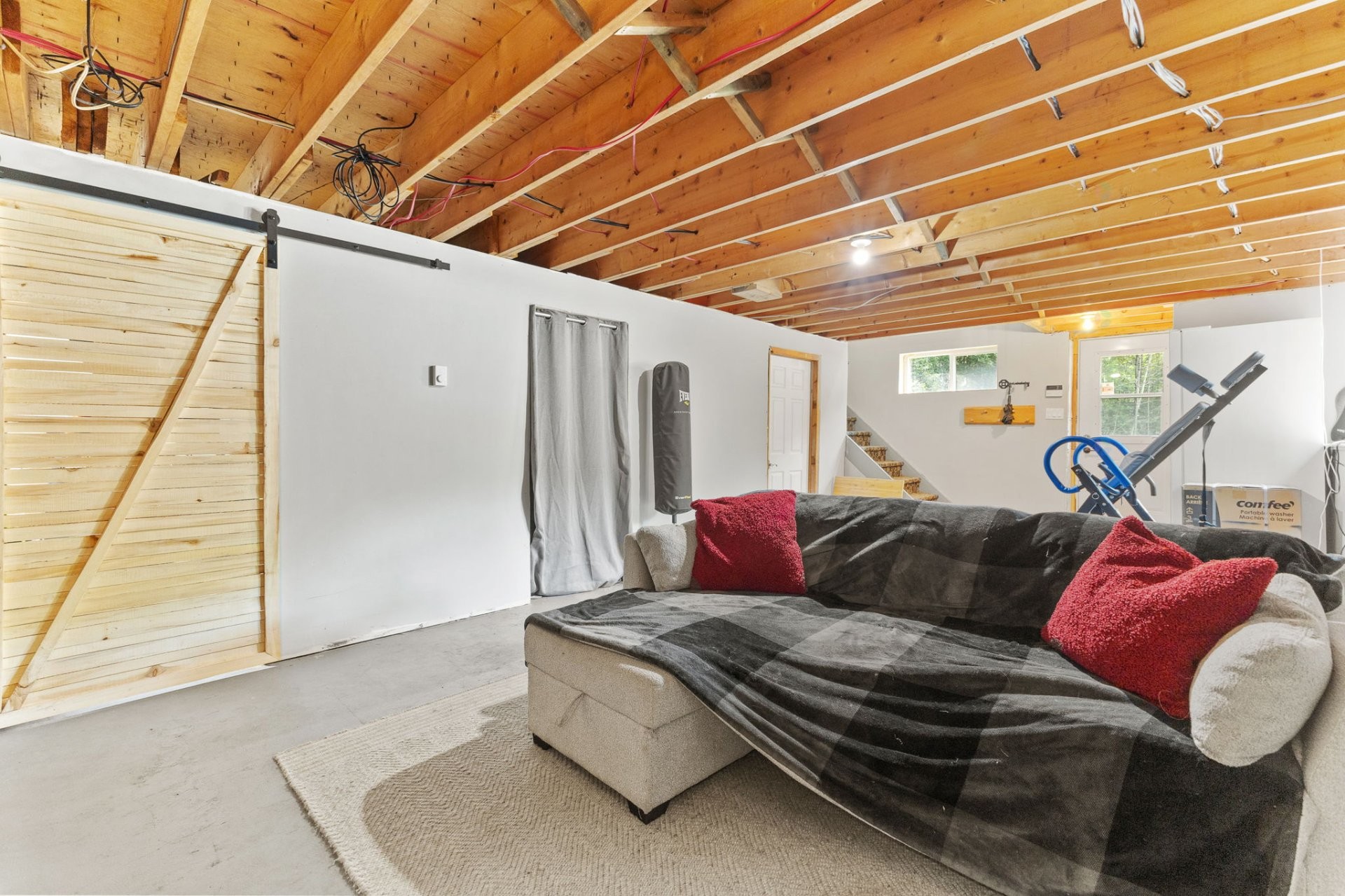 









34


Rue Luc-Charron

,
Cantley,




QC
J8V3M5

