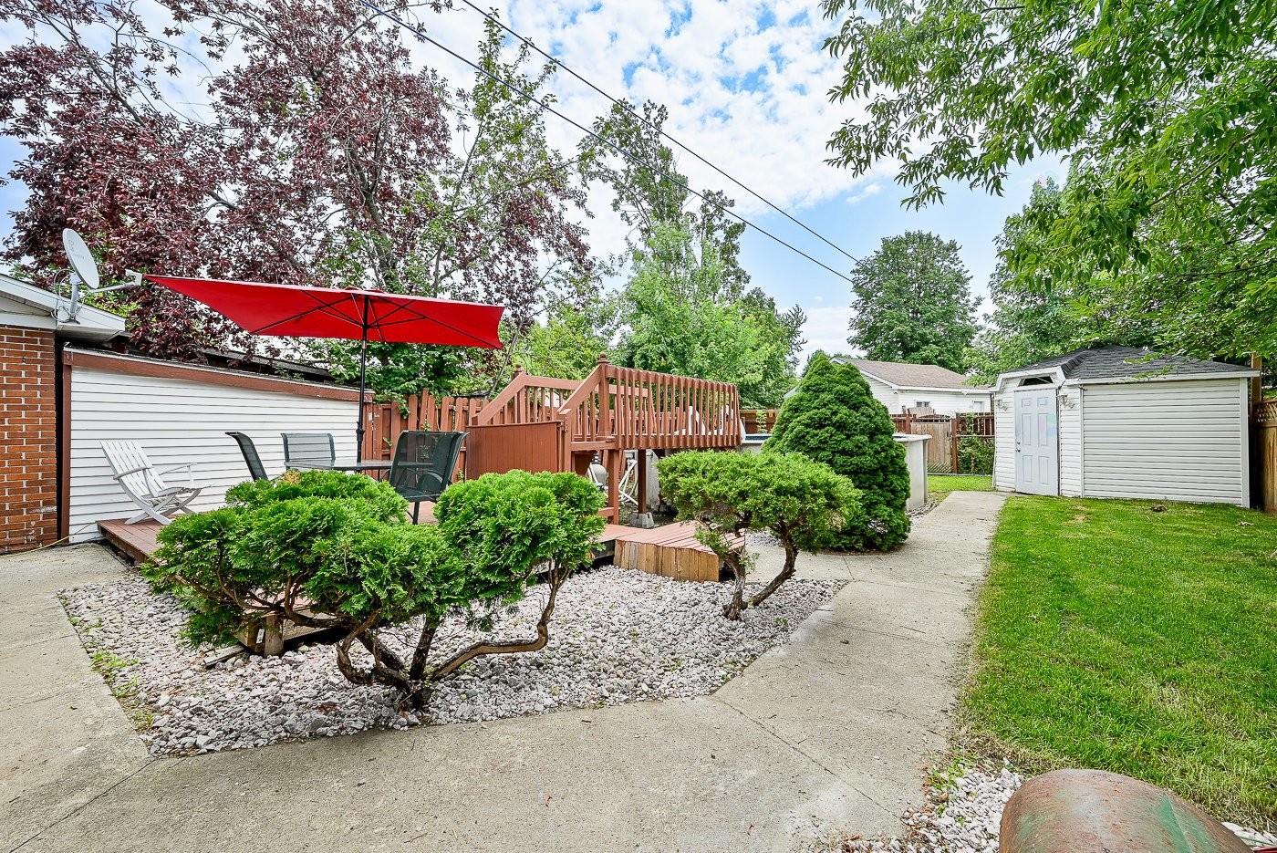 









1121


Rue Hart

,
Longueuil (Greenfield Park),




QC
J4V1J1

