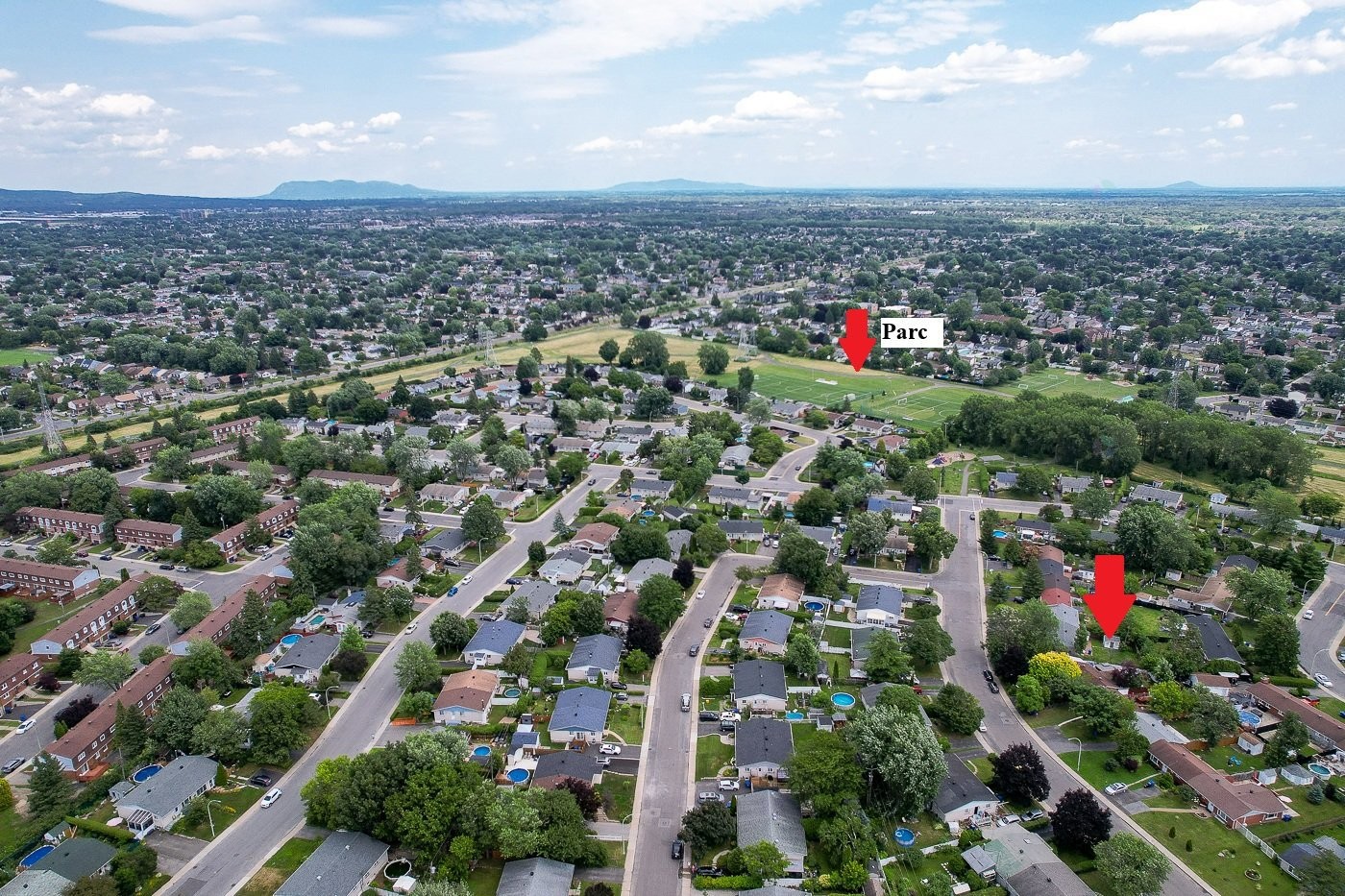 









1121


Rue Hart

,
Longueuil (Greenfield Park),




QC
J4V1J1

