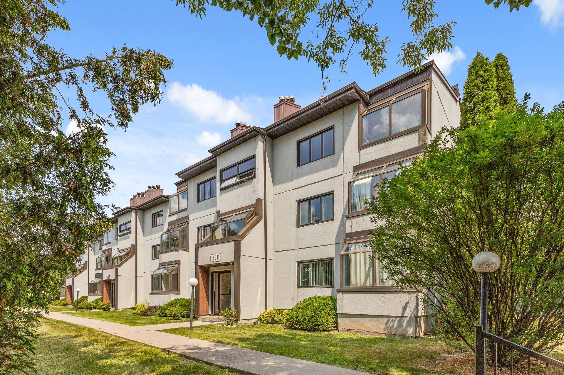 









139E


Ch. de la Savane

, 1,
Gatineau (Gatineau),




QC
J8T1P8

