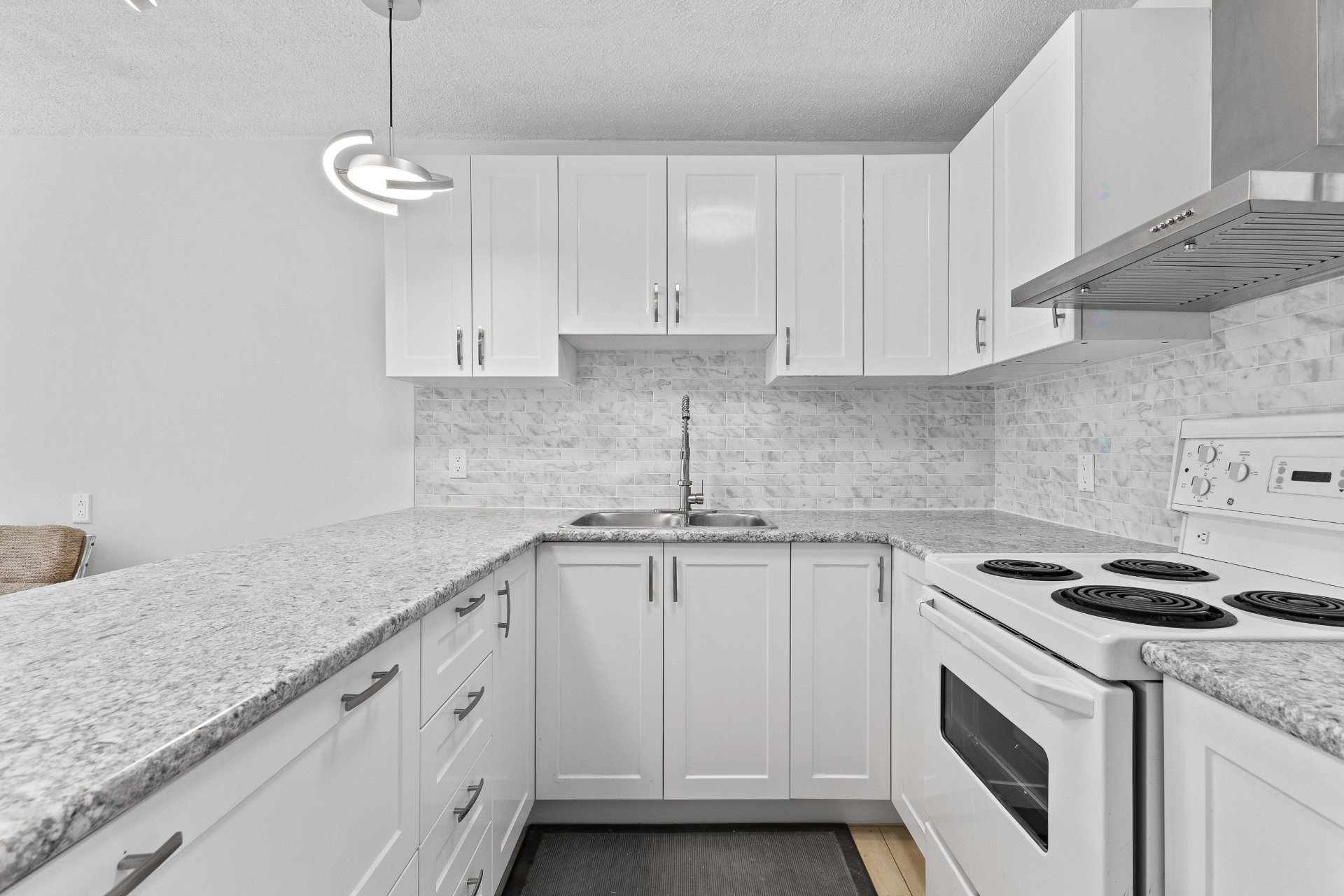 









139E


Ch. de la Savane

, 1,
Gatineau (Gatineau),




QC
J8T1P8

