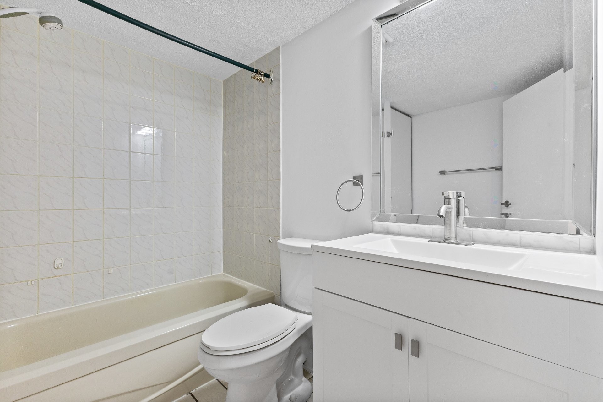 









139E


Ch. de la Savane

, 1,
Gatineau (Gatineau),




QC
J8T1P8

