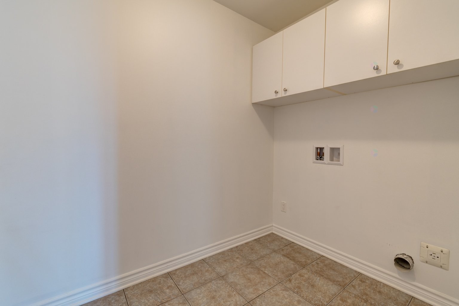 









884


Rue des Sarcelles

,
Contrecoeur,




QC
J0L1C0


