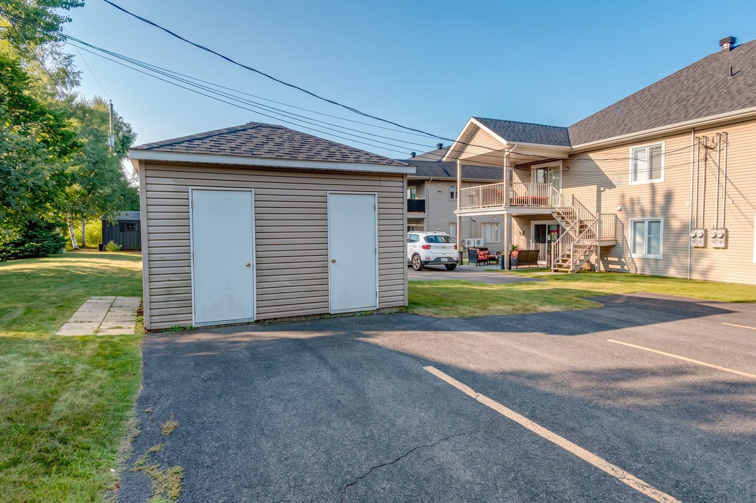 









884


Rue des Sarcelles

,
Contrecoeur,




QC
J0L1C0

