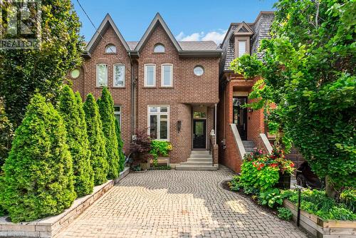 Featured Listing Photo 