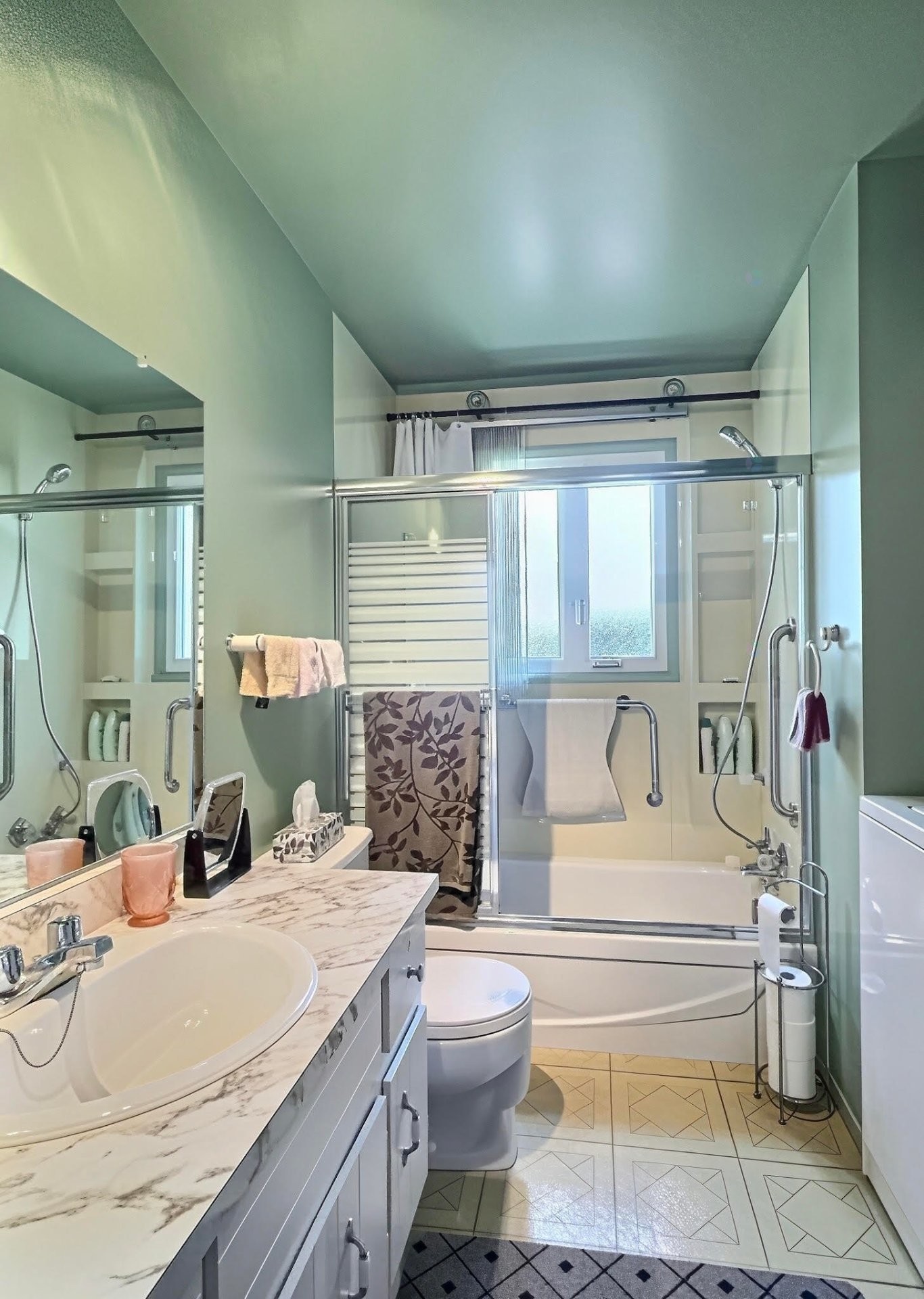 









6185


Rue Lacoursière

,
Trois-Rivières,




QC
G8Y4T6

