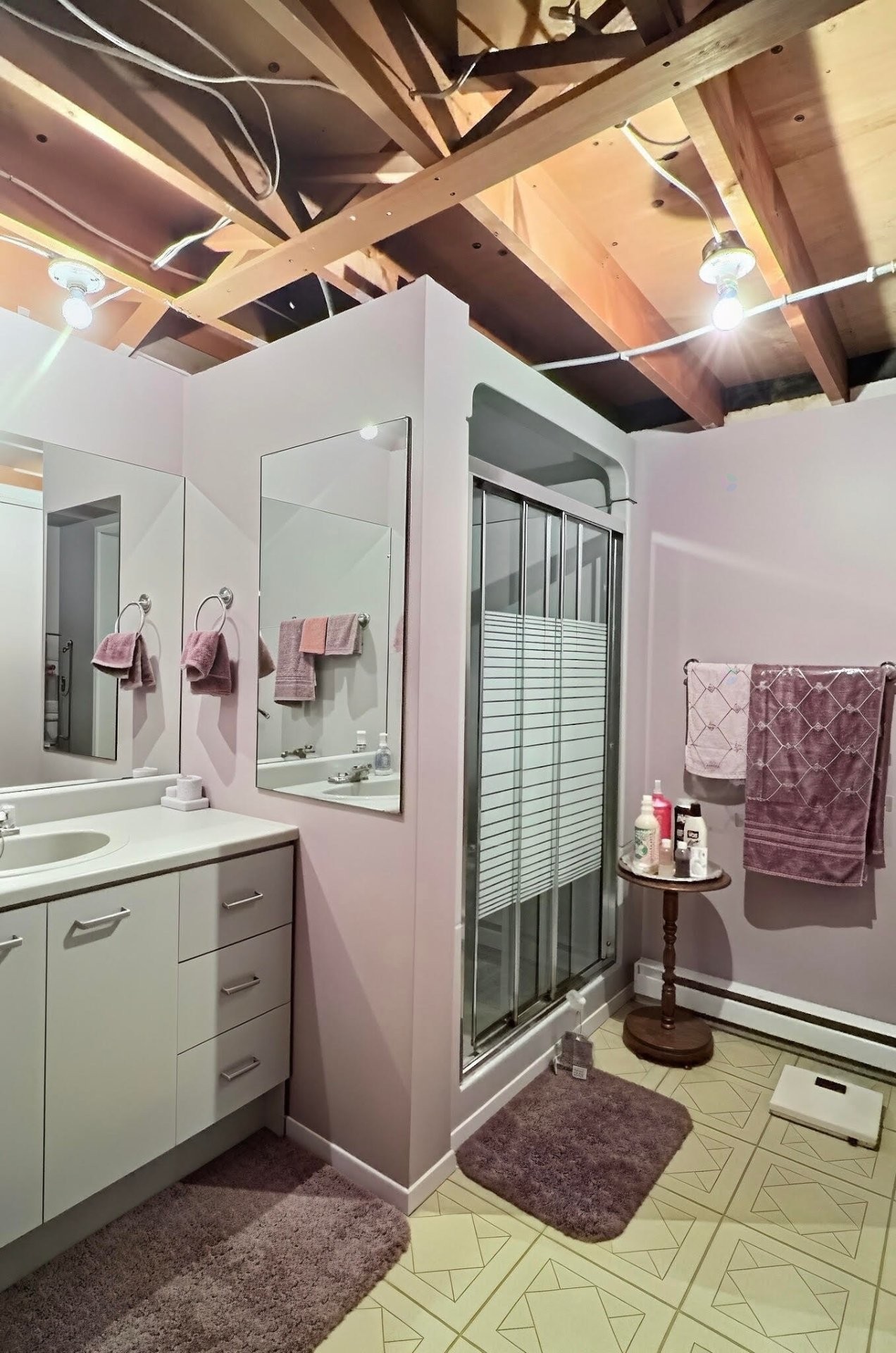 









6185


Rue Lacoursière

,
Trois-Rivières,




QC
G8Y4T6

