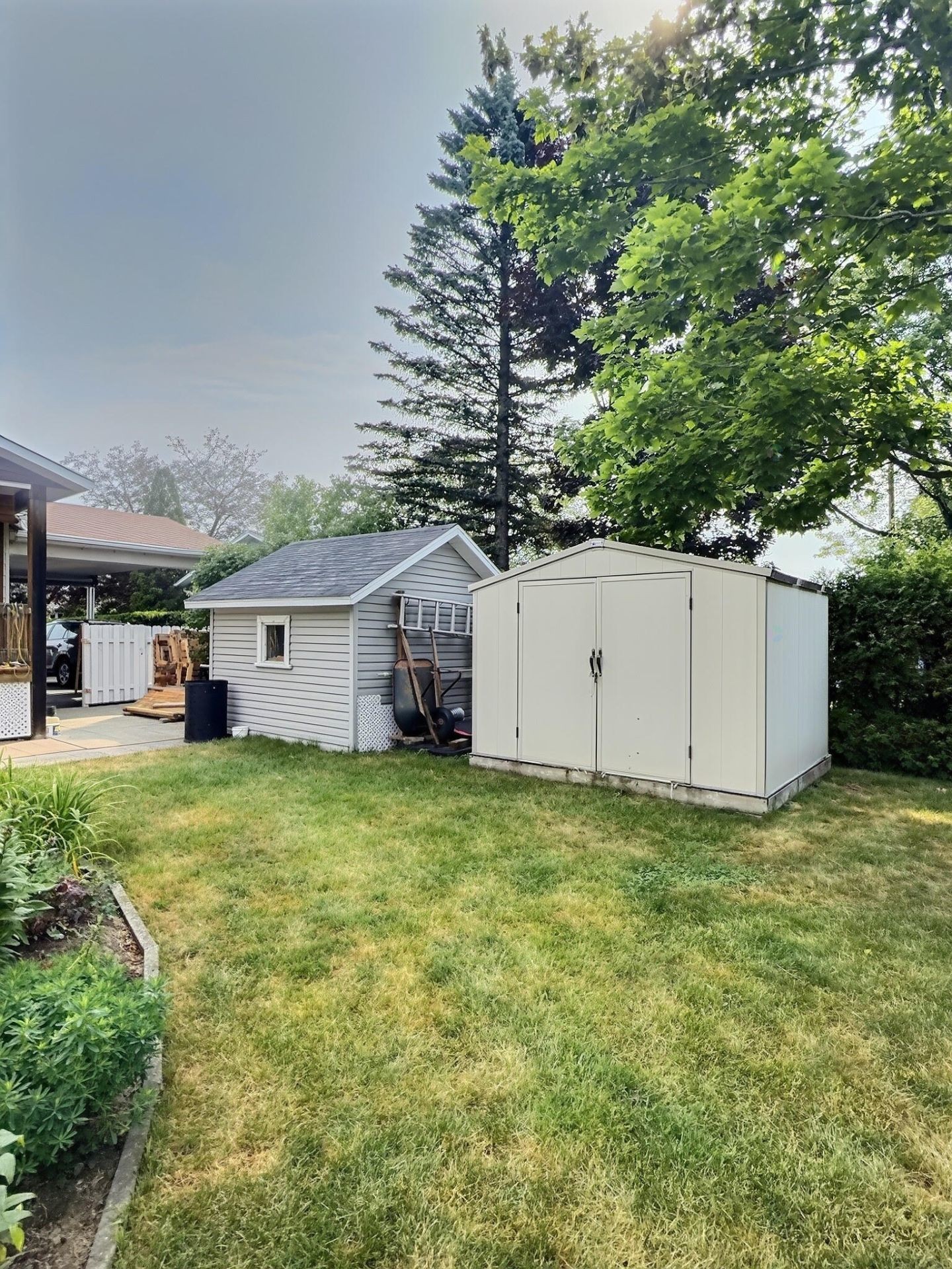 









6185


Rue Lacoursière

,
Trois-Rivières,




QC
G8Y4T6

