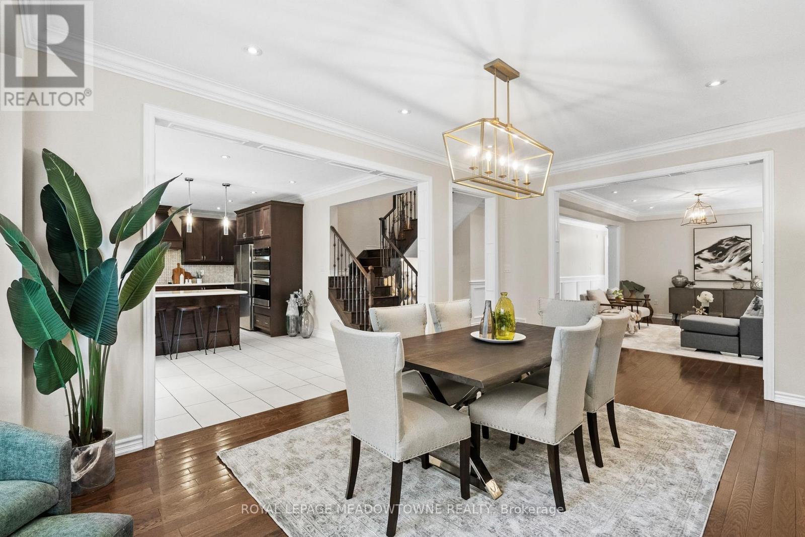












332 MCGIBBON DRIVE

,
Milton,




Ontario
L9T5K7

