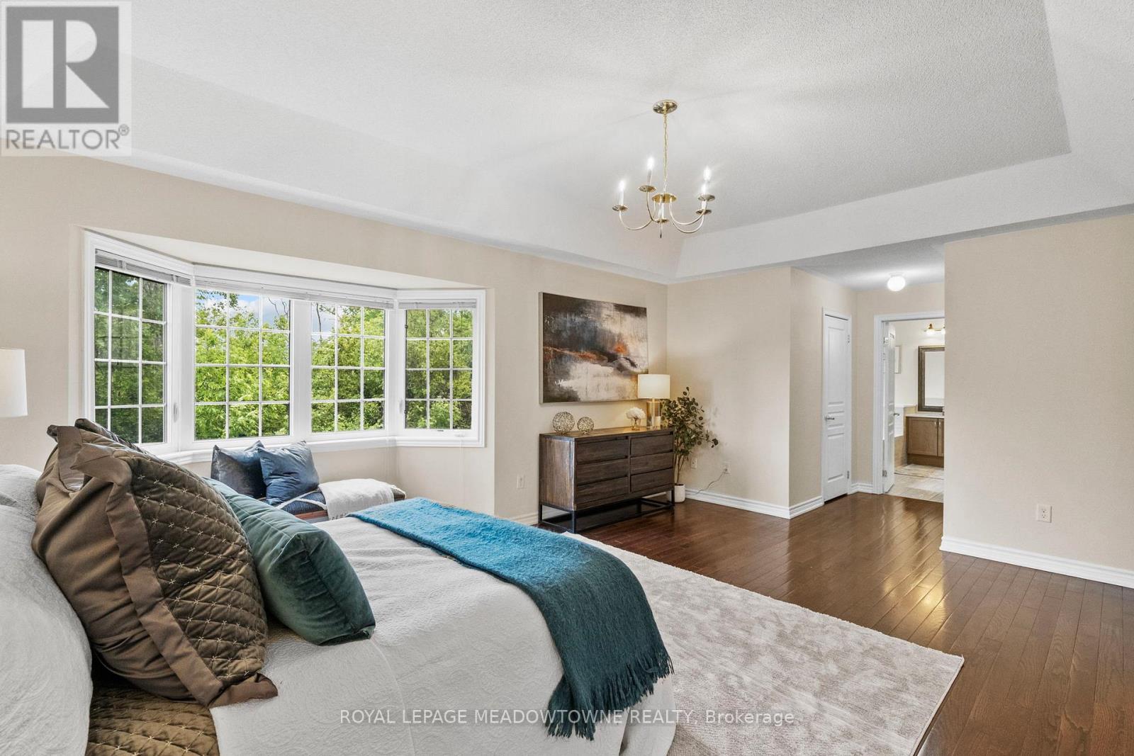 












332 MCGIBBON DRIVE

,
Milton,




Ontario
L9T5K7

