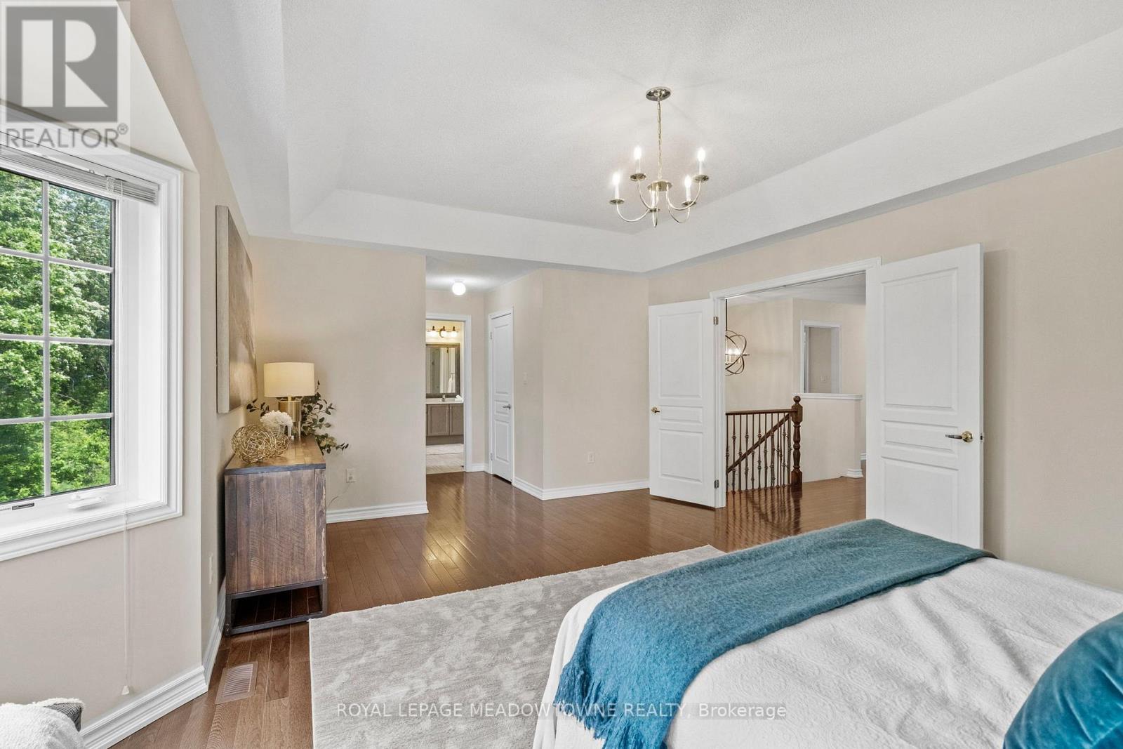 












332 MCGIBBON DRIVE

,
Milton,




Ontario
L9T5K7

