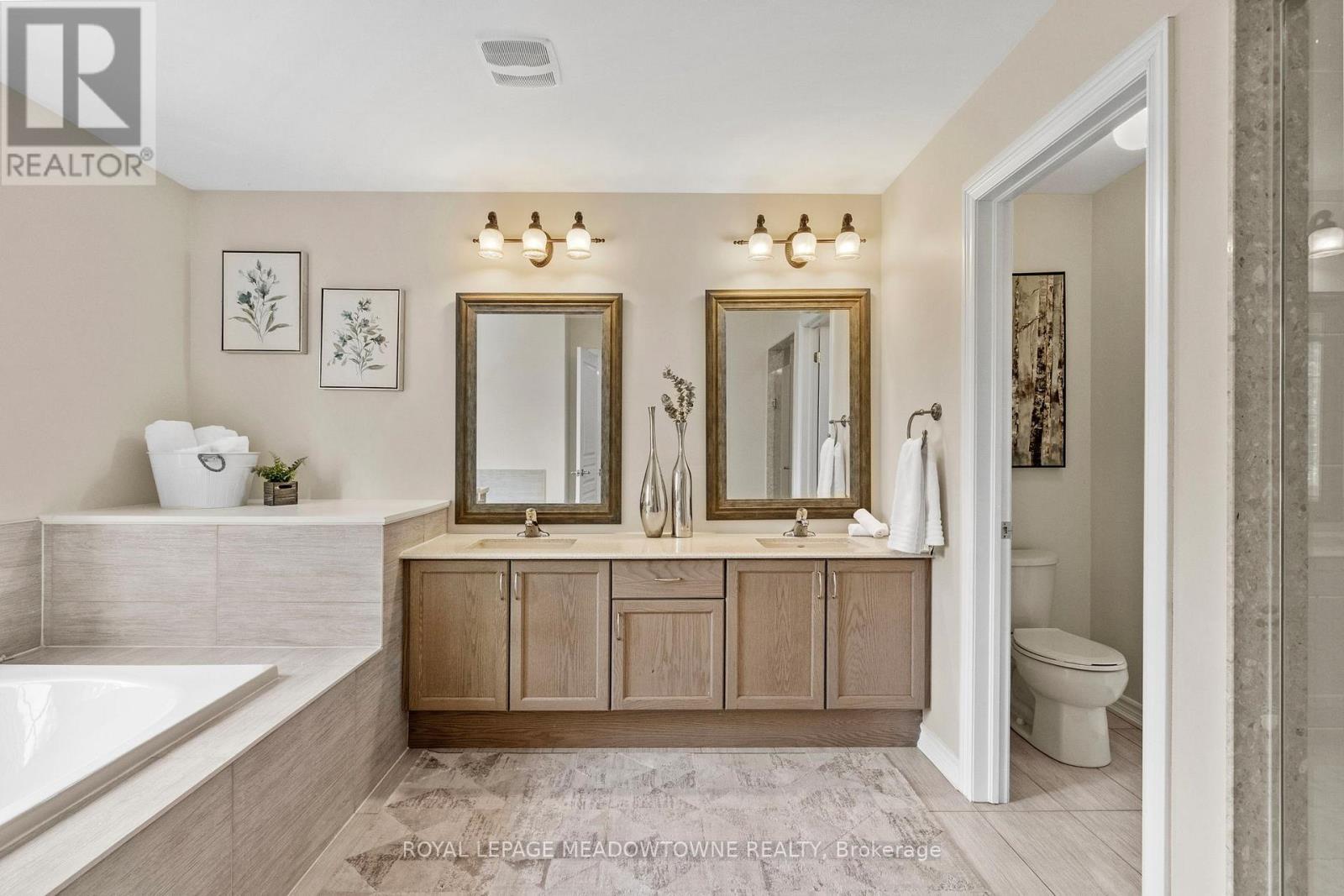 












332 MCGIBBON DRIVE

,
Milton,




Ontario
L9T5K7

