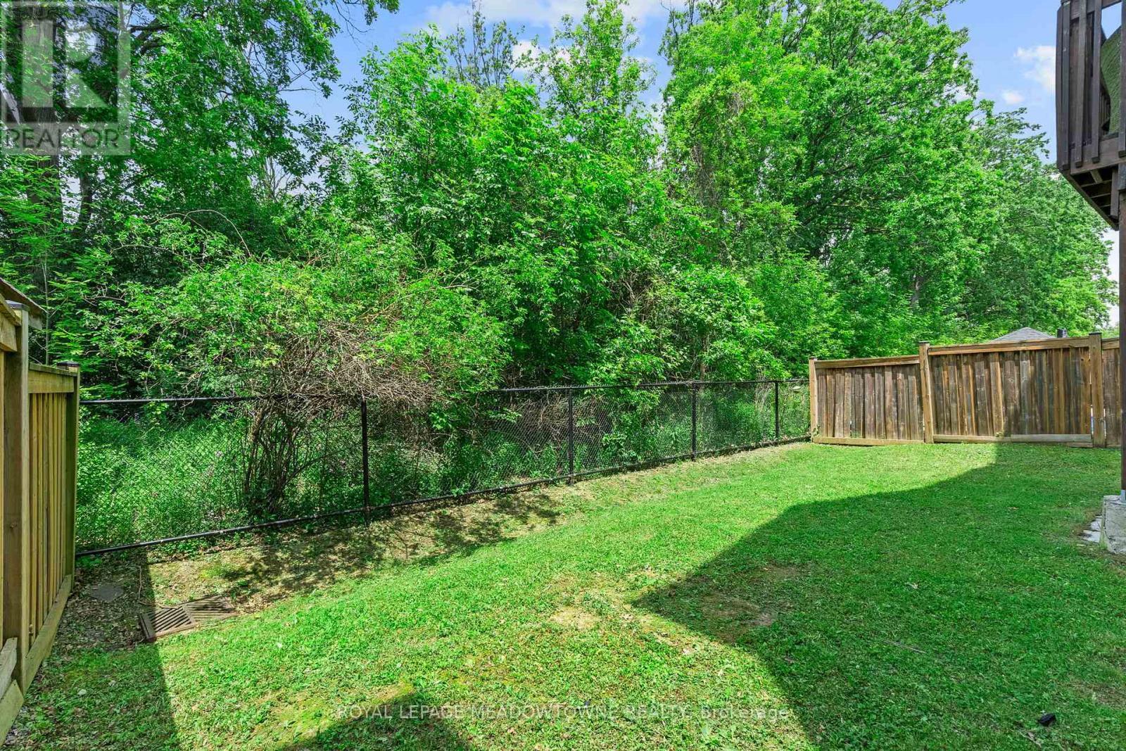 












332 MCGIBBON DRIVE

,
Milton,




Ontario
L9T5K7


