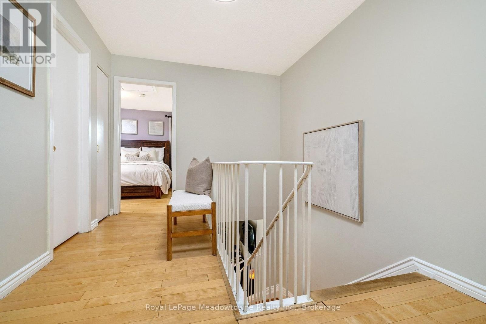 












4 - 481 PITFIELD ROAD

,
Milton (DP Dorset Park),




Ontario
L9T3J5

