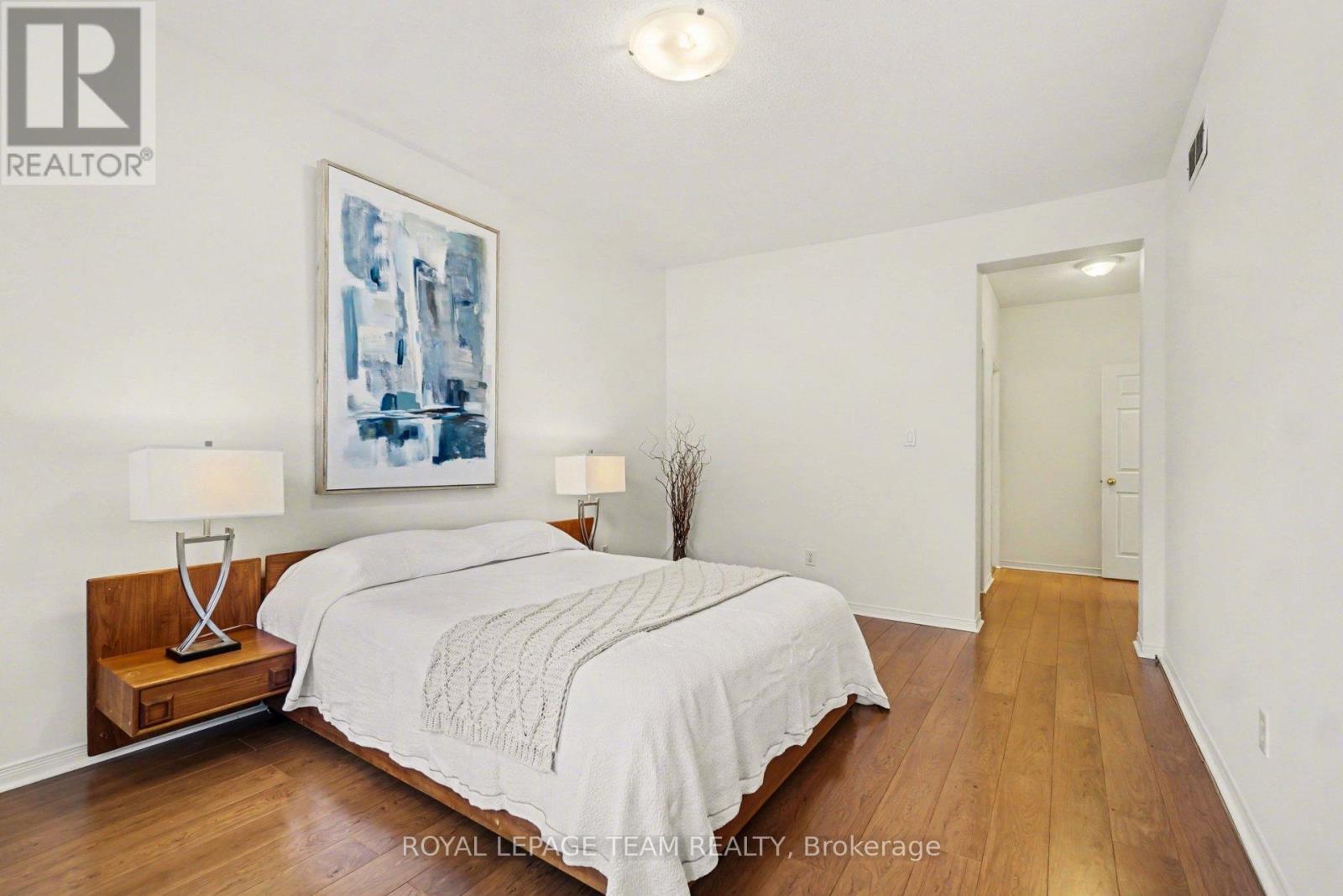 












25 SAWCHUK TERRACE

,
Ottawa,




Ontario
K2K3H1

