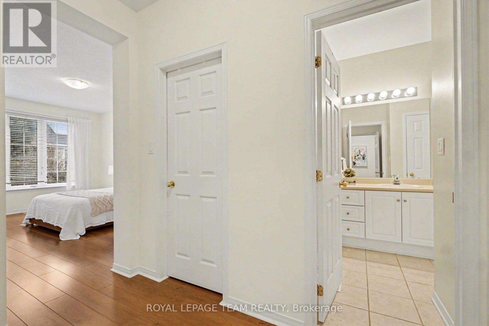 












25 SAWCHUK TERRACE

,
Ottawa,




Ontario
K2K3H1

