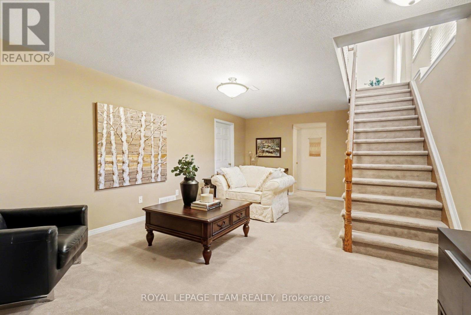 












25 SAWCHUK TERRACE

,
Ottawa,




Ontario
K2K3H1

