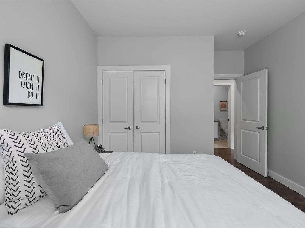 












105 119 Walker Avenue

,
Lower Sackville,




NS
B4C 0A8

