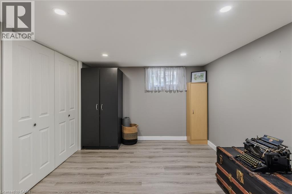 












25 NORTH MAIN Street

,
Simcoe,




Ontario
N3Y2M1

