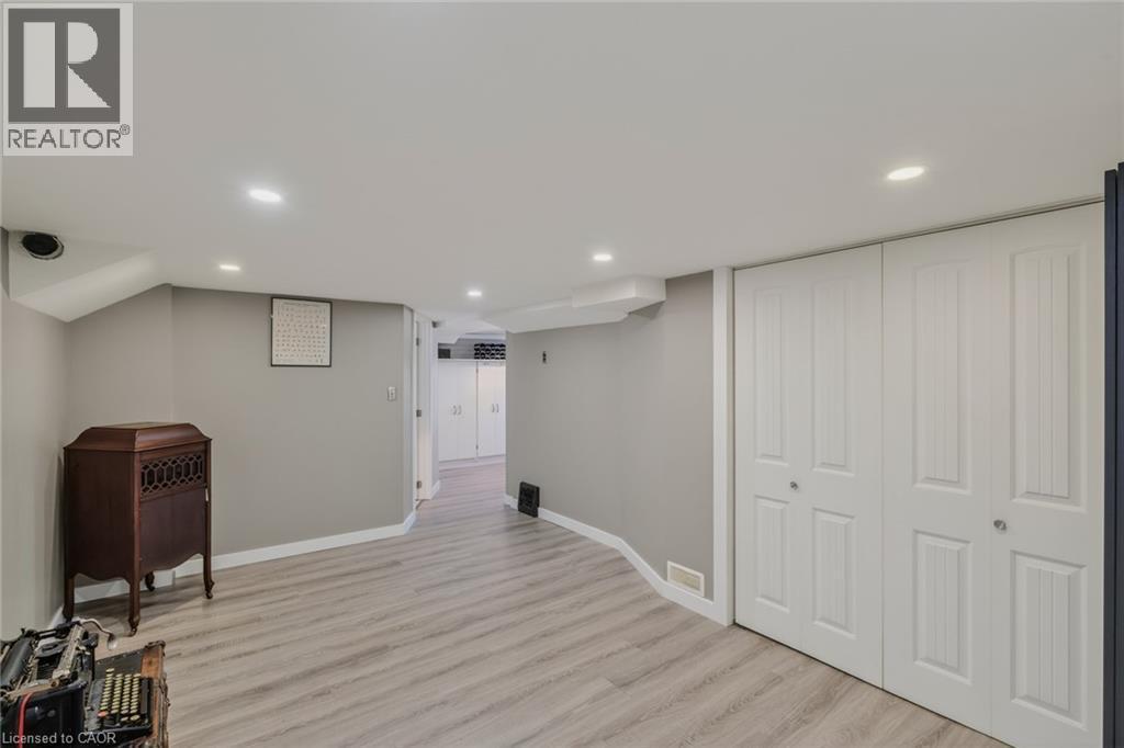 












25 NORTH MAIN Street

,
Simcoe,




Ontario
N3Y2M1

