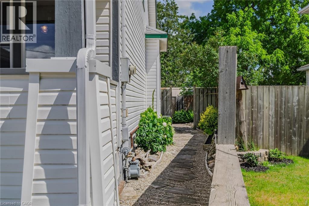 












25 NORTH MAIN Street

,
Simcoe,




Ontario
N3Y2M1


