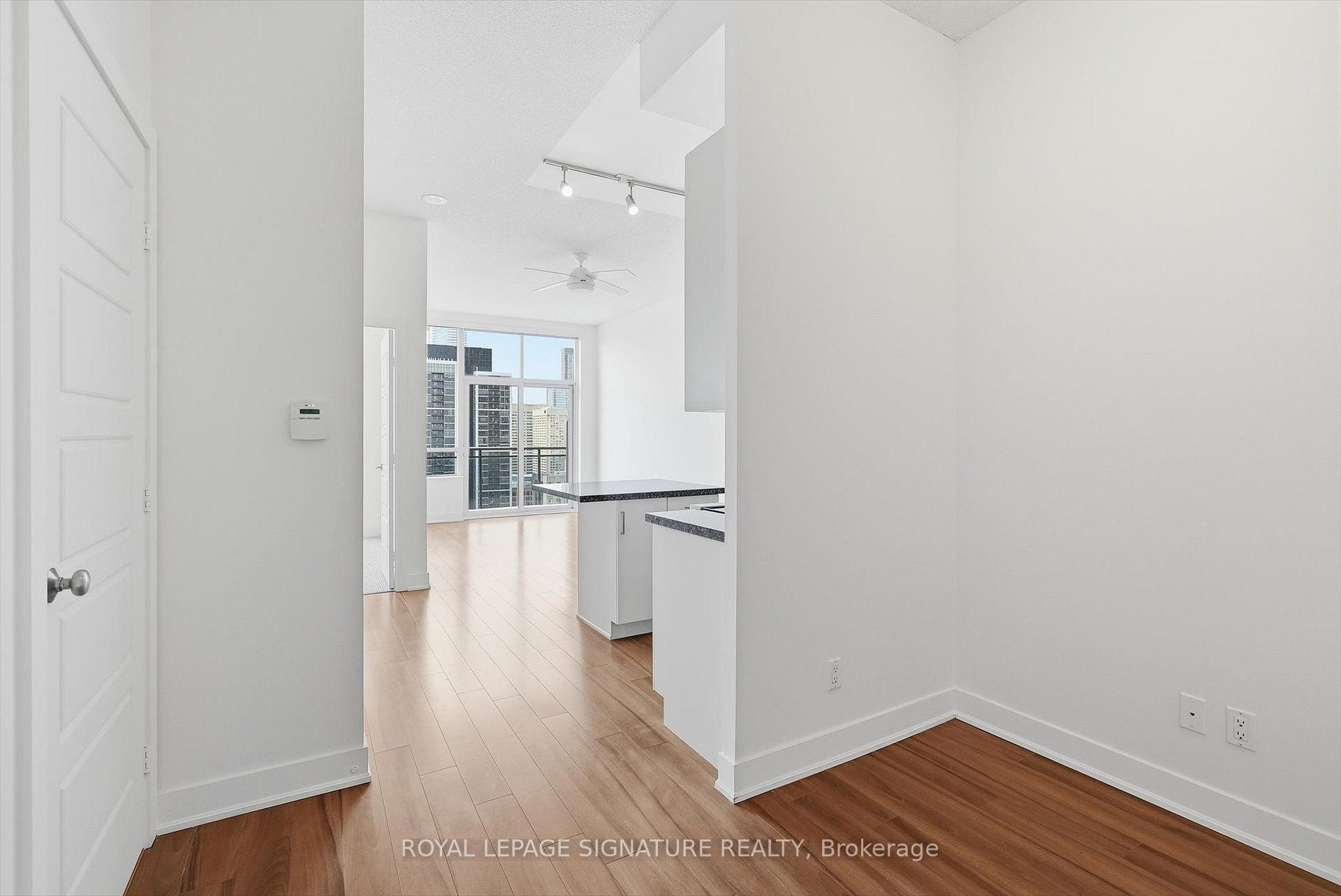 









28


Linden

Street, PH7,
Toronto,




ON
M4Y 0A4


