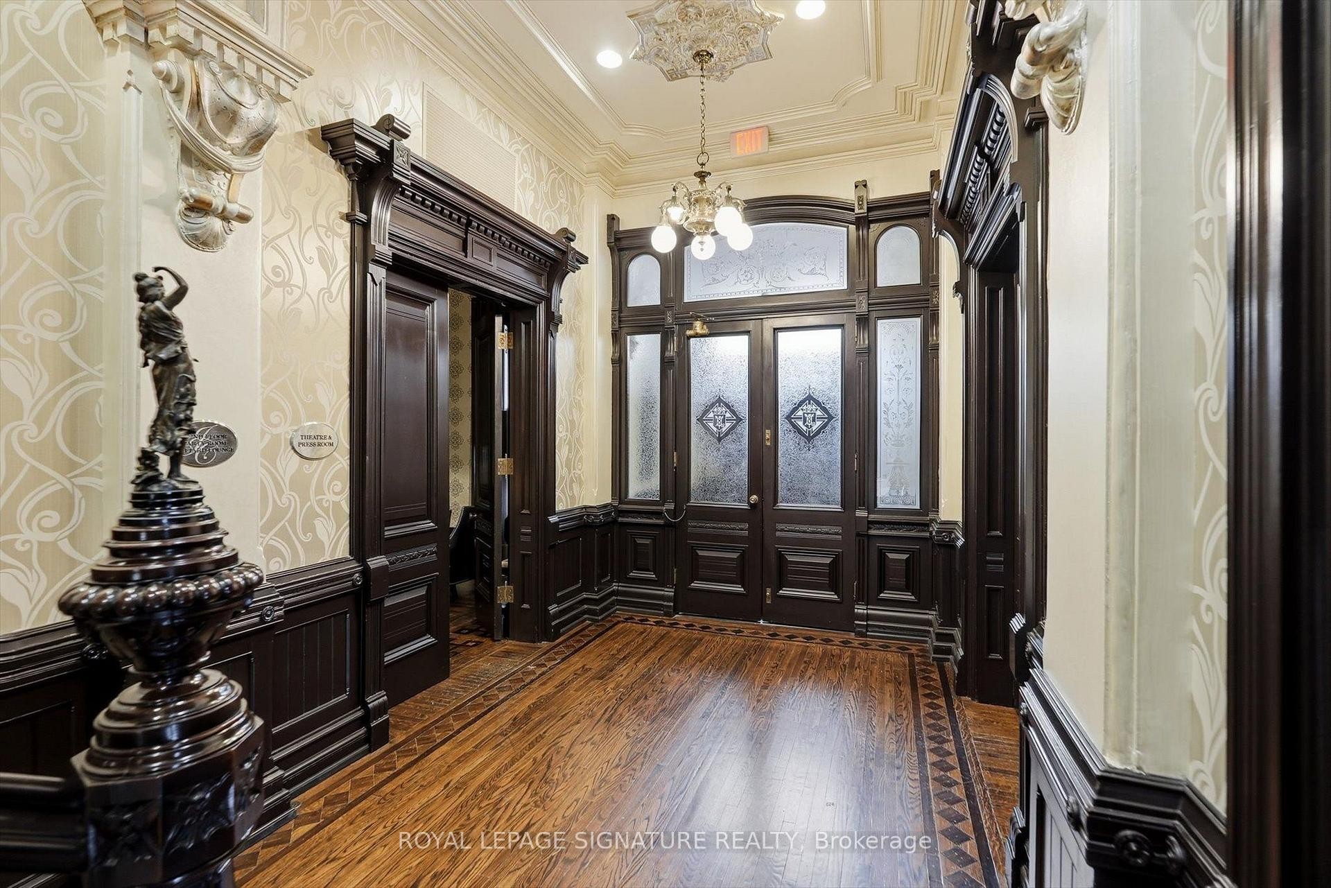 









28


Linden

Street, PH7,
Toronto,




ON
M4Y 0A4

