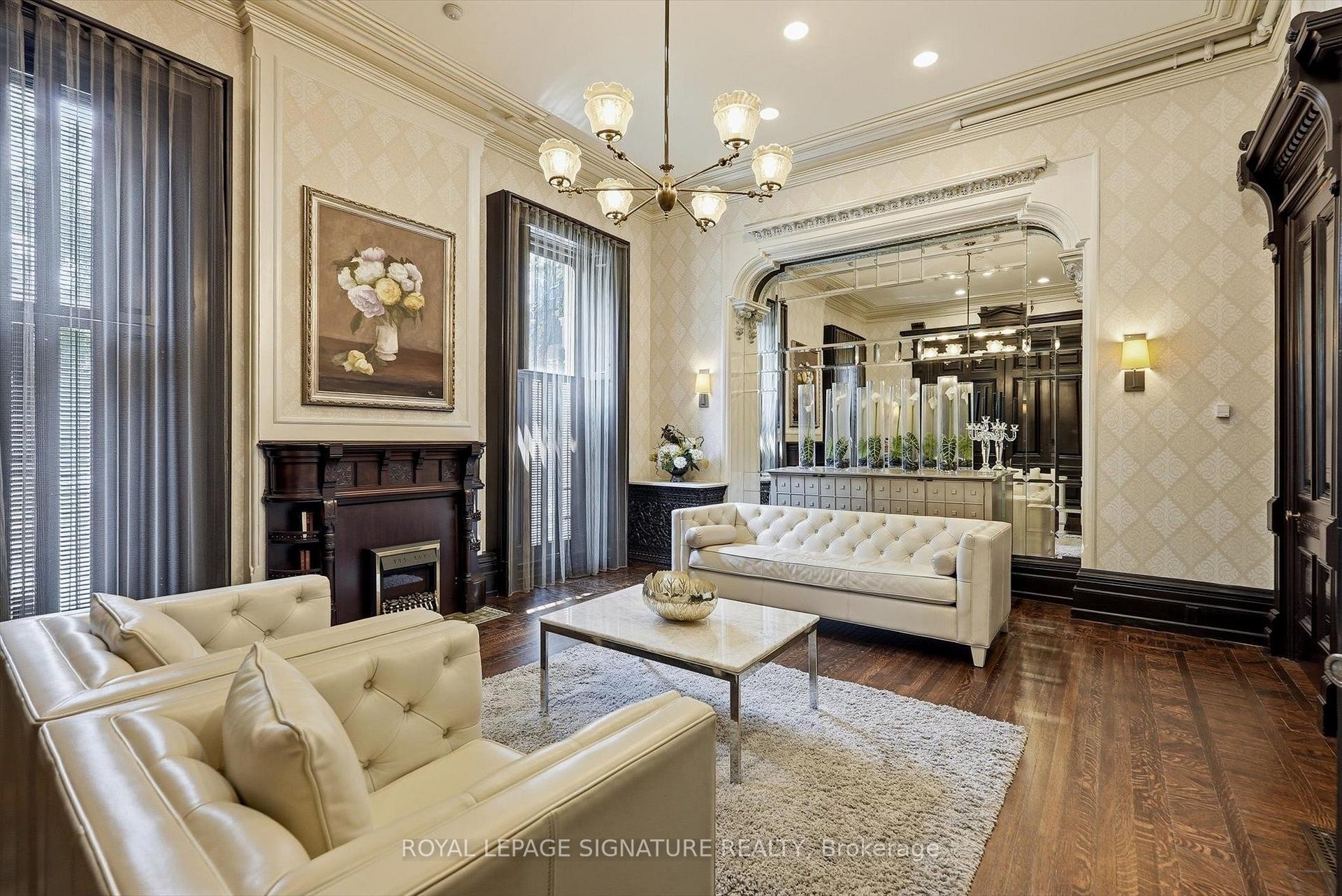 









28


Linden

Street, PH7,
Toronto,




ON
M4Y 0A4

