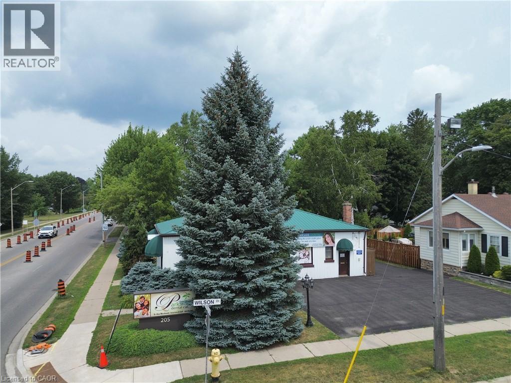 












205 NORFOLK Street N

,
Simcoe,




Ontario
N3Y3N9

