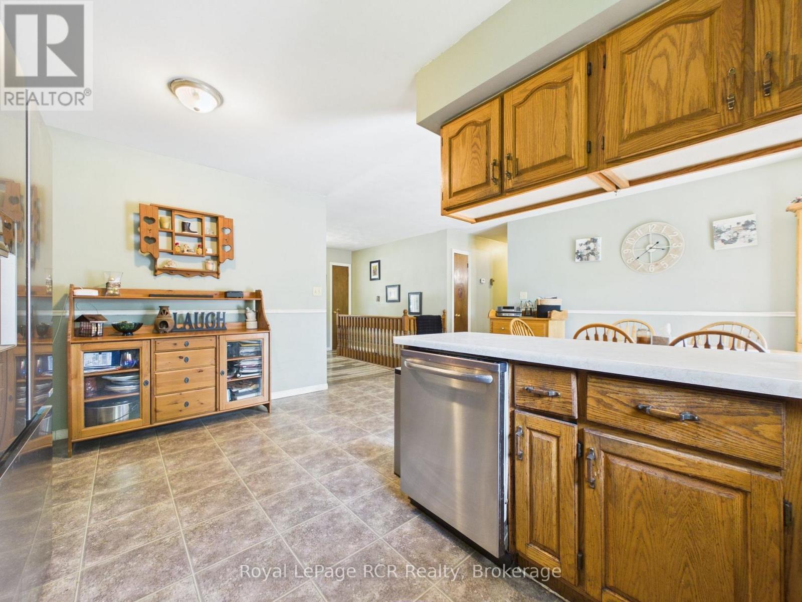 












96 JAMES STREET

,
North Huron (Wingham),




Ontario
N0G2W0

