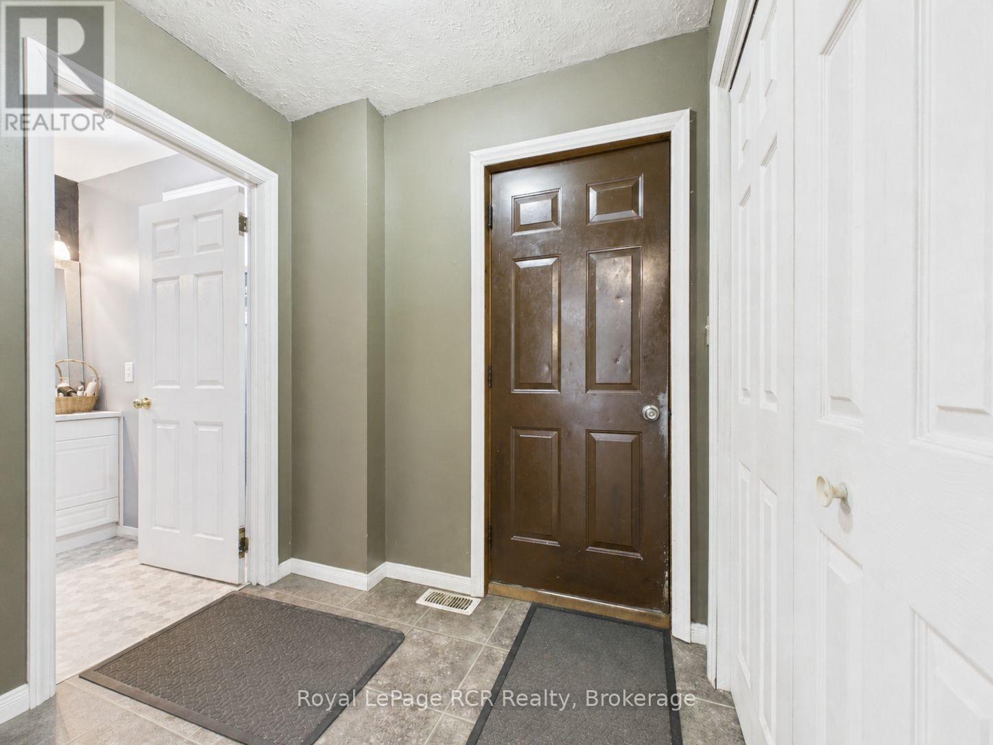 












96 JAMES STREET

,
North Huron (Wingham),




Ontario
N0G2W0

