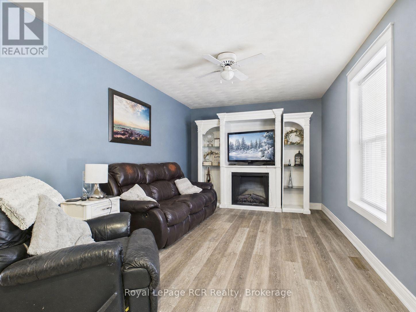 












96 JAMES STREET

,
North Huron (Wingham),




Ontario
N0G2W0

