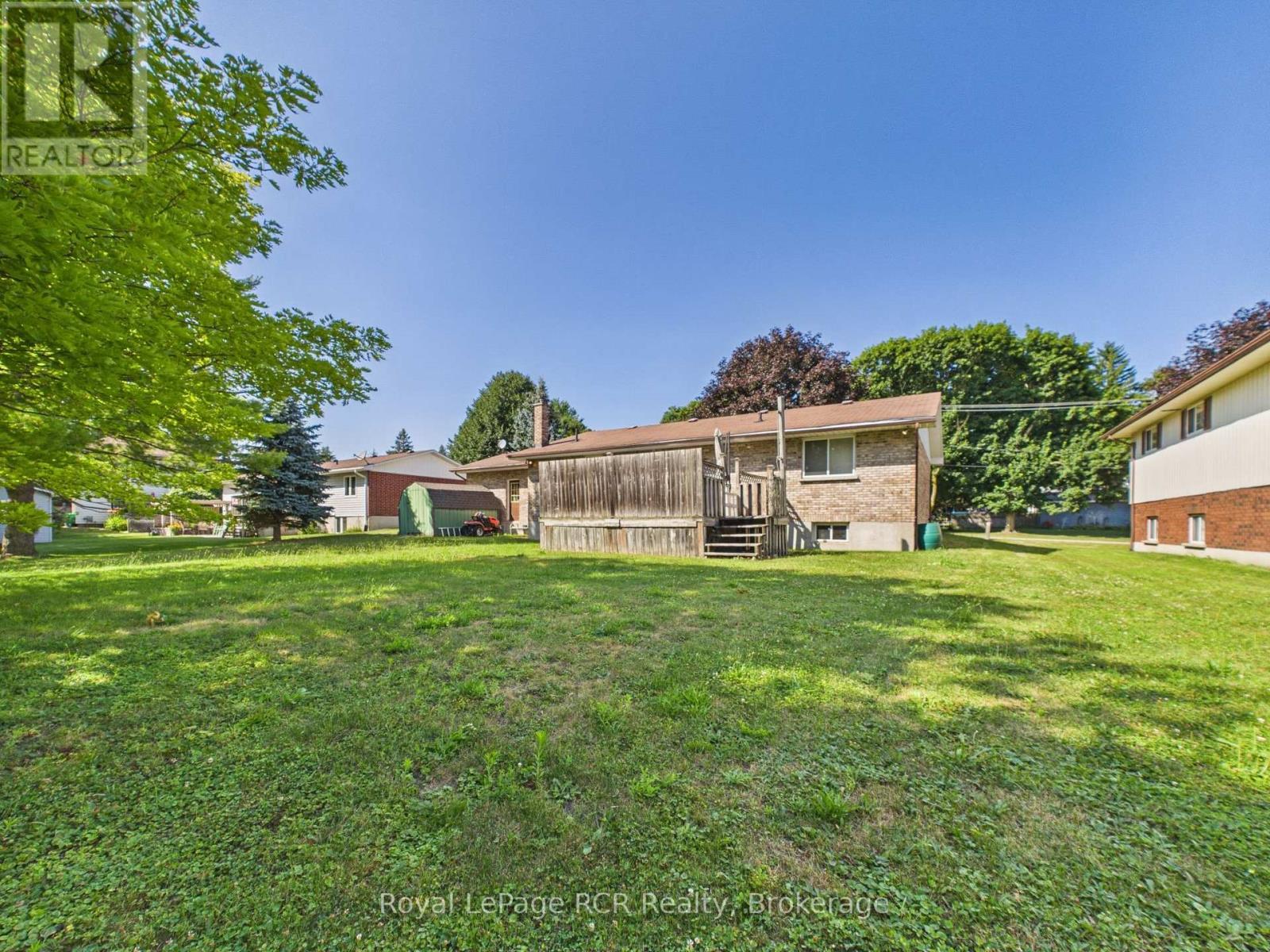 












96 JAMES STREET

,
North Huron (Wingham),




Ontario
N0G2W0

