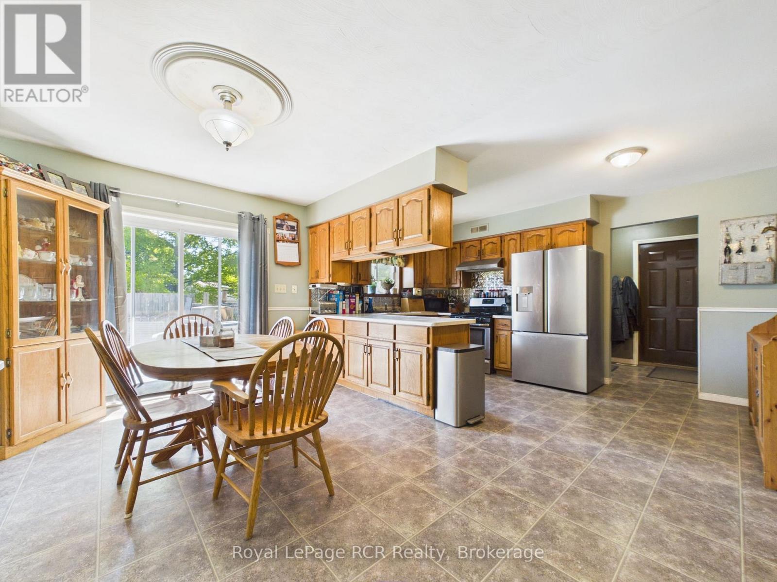 












96 JAMES STREET

,
North Huron (Wingham),




Ontario
N0G2W0

