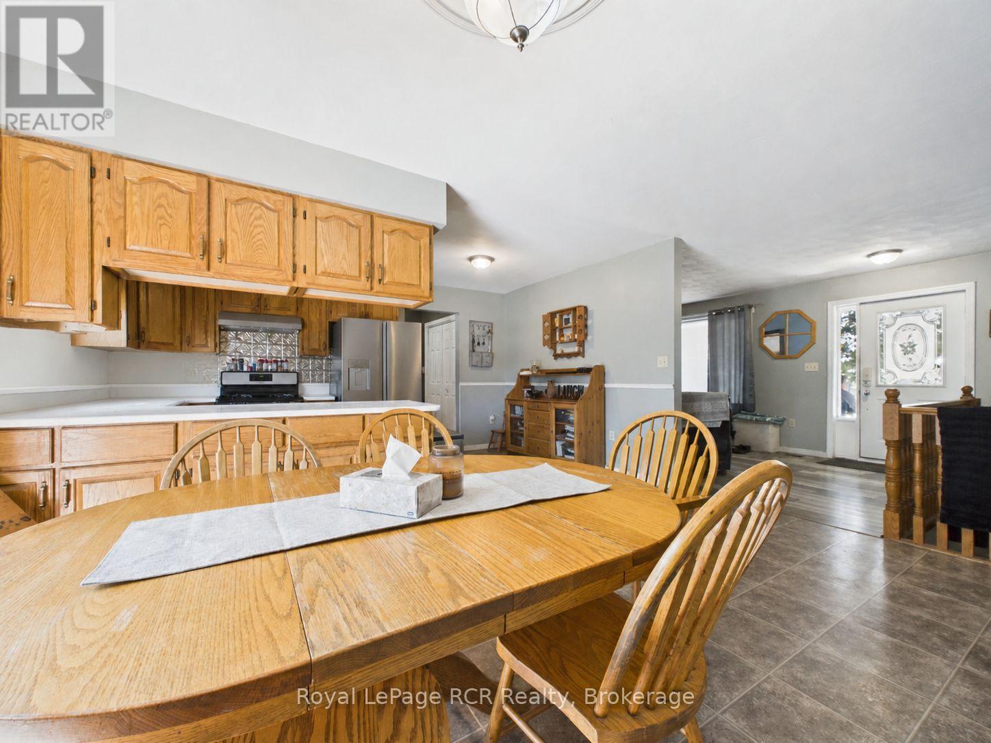












96 JAMES STREET

,
North Huron (Wingham),




Ontario
N0G2W0

