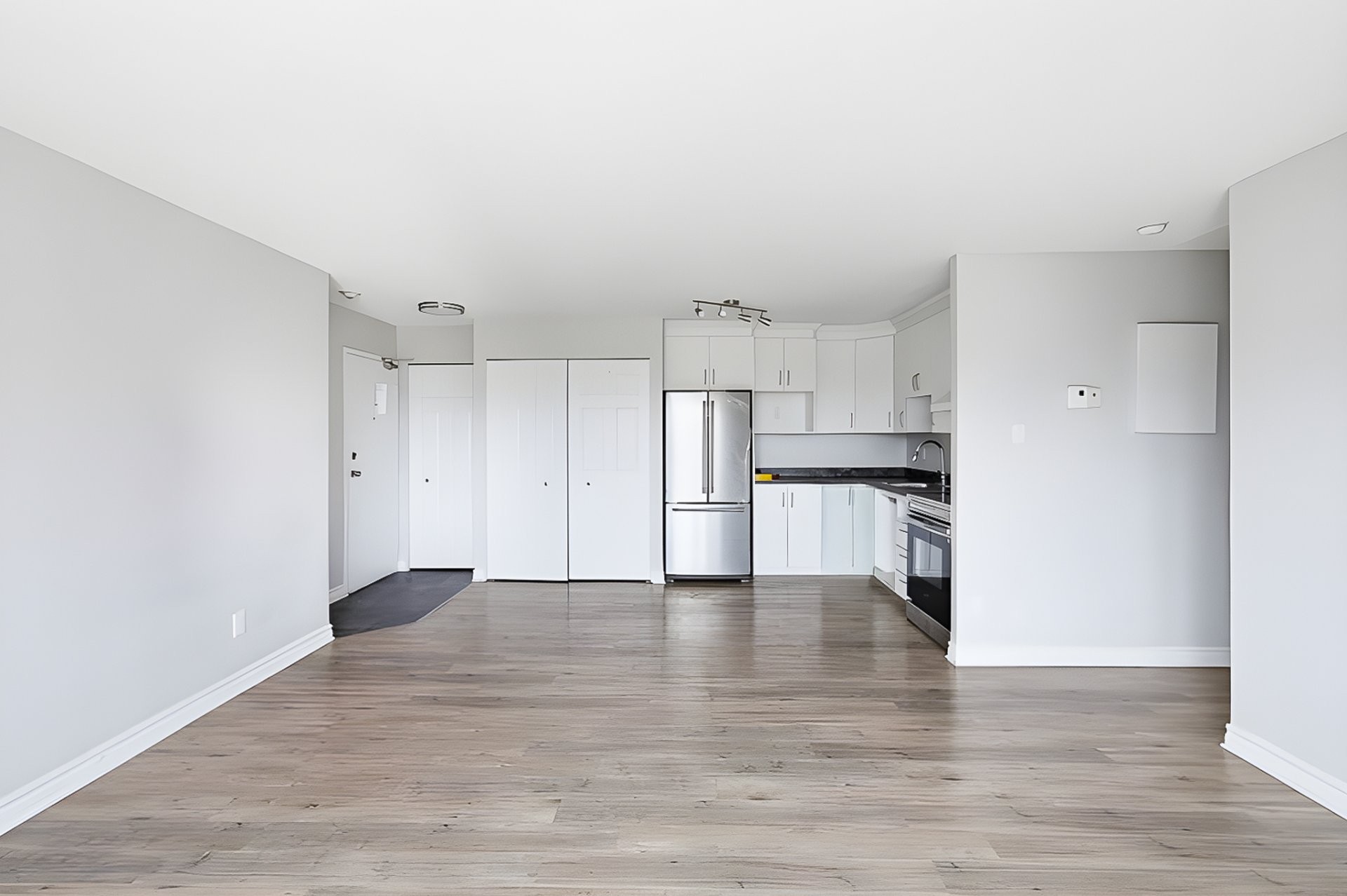 









90


Rue Front

, 402,
Gatineau (Aylmer),




QC
J9H6E9

