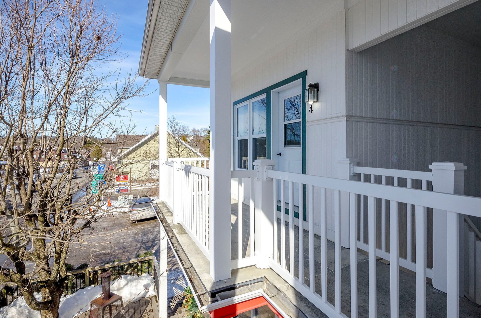 









22Z


Rue Principale N.

,
Sutton,




QC
J0E2K0

