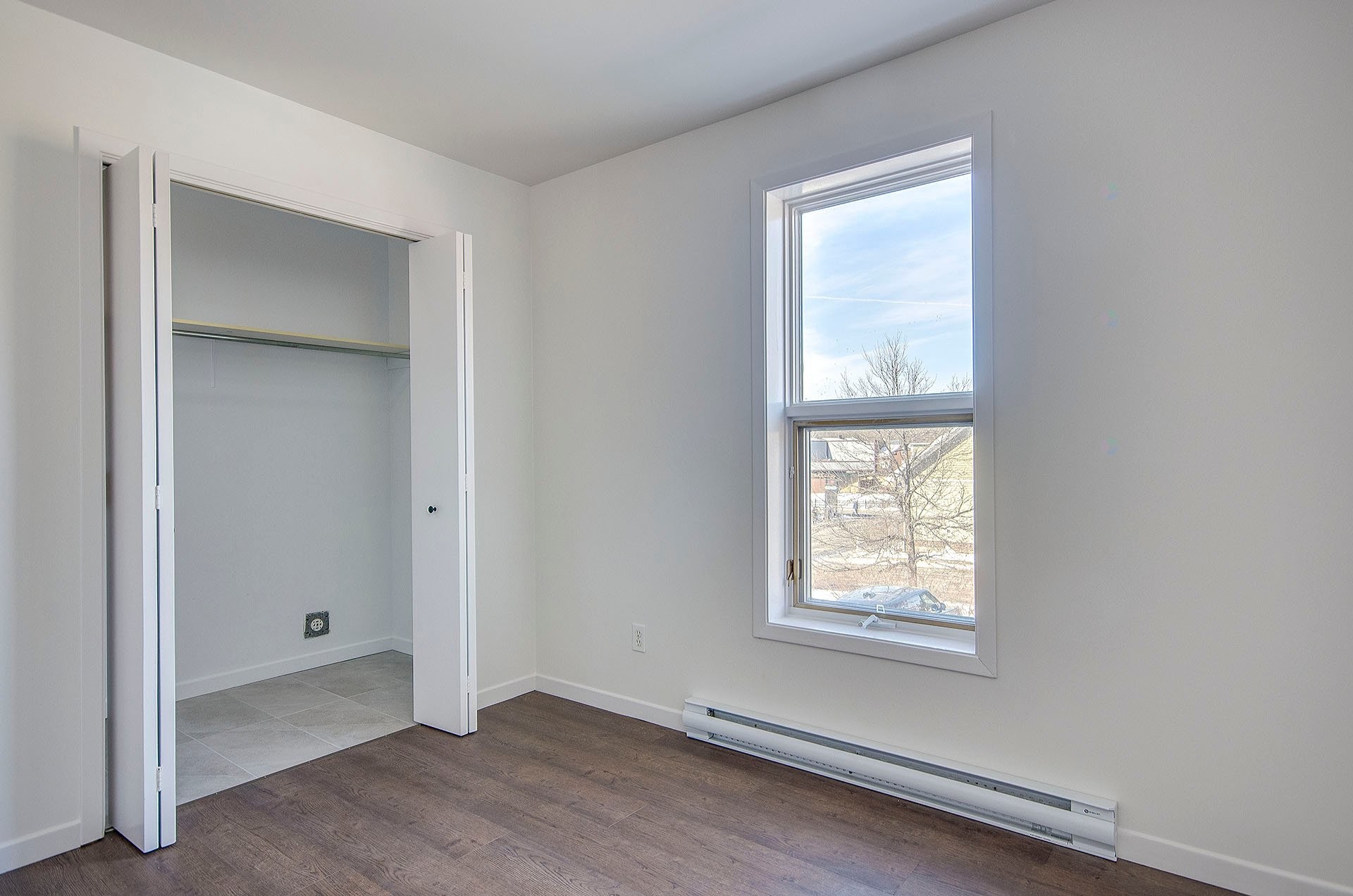 









22Z


Rue Principale N.

,
Sutton,




QC
J0E2K0

