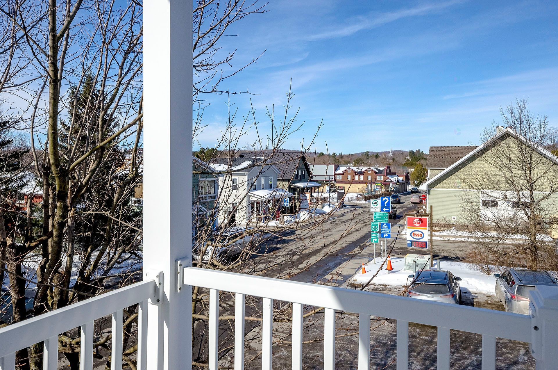 









22Z


Rue Principale N.

,
Sutton,




QC
J0E2K0

