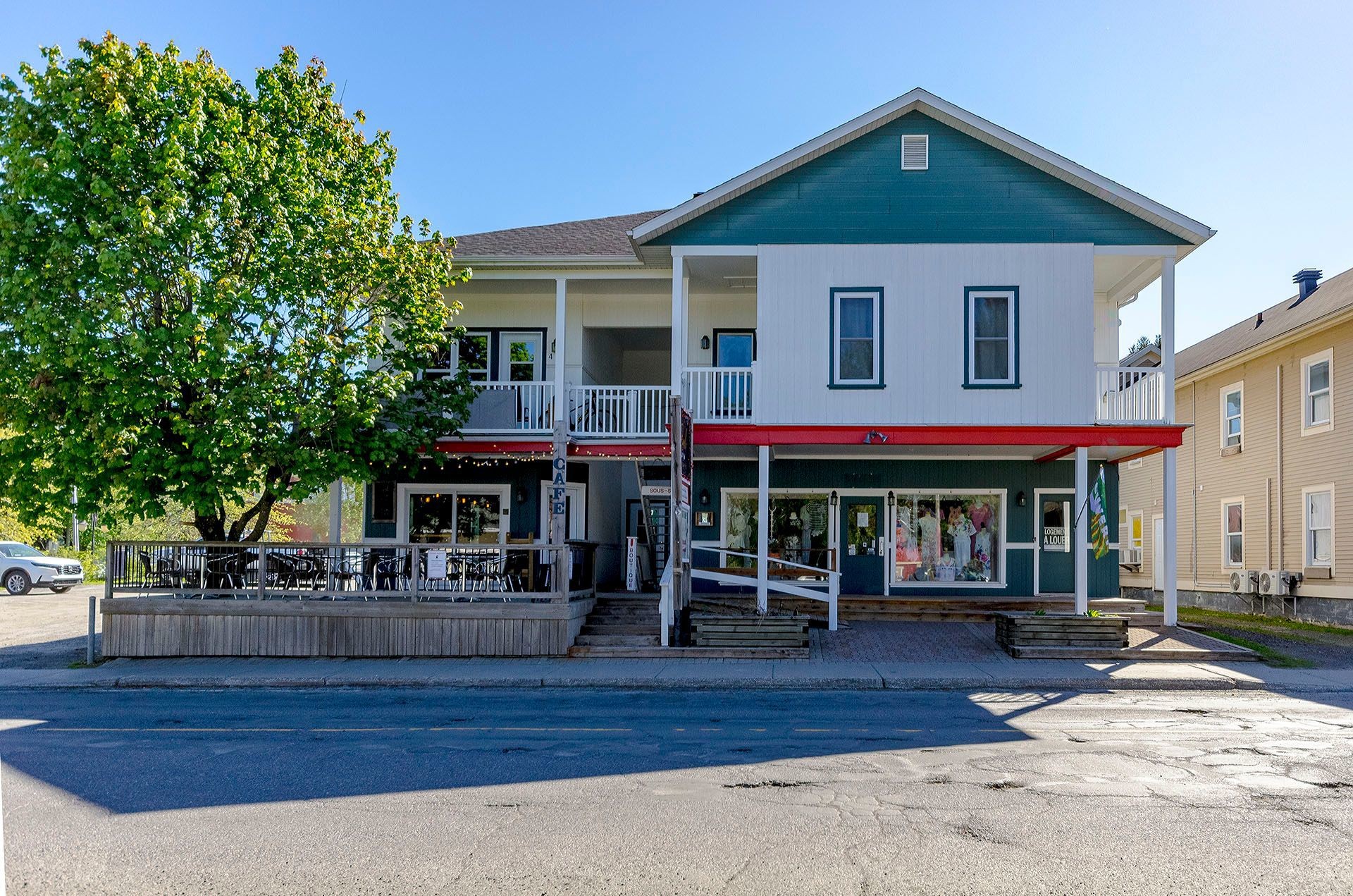 









22Z


Rue Principale N.

,
Sutton,




QC
J0E2K0

