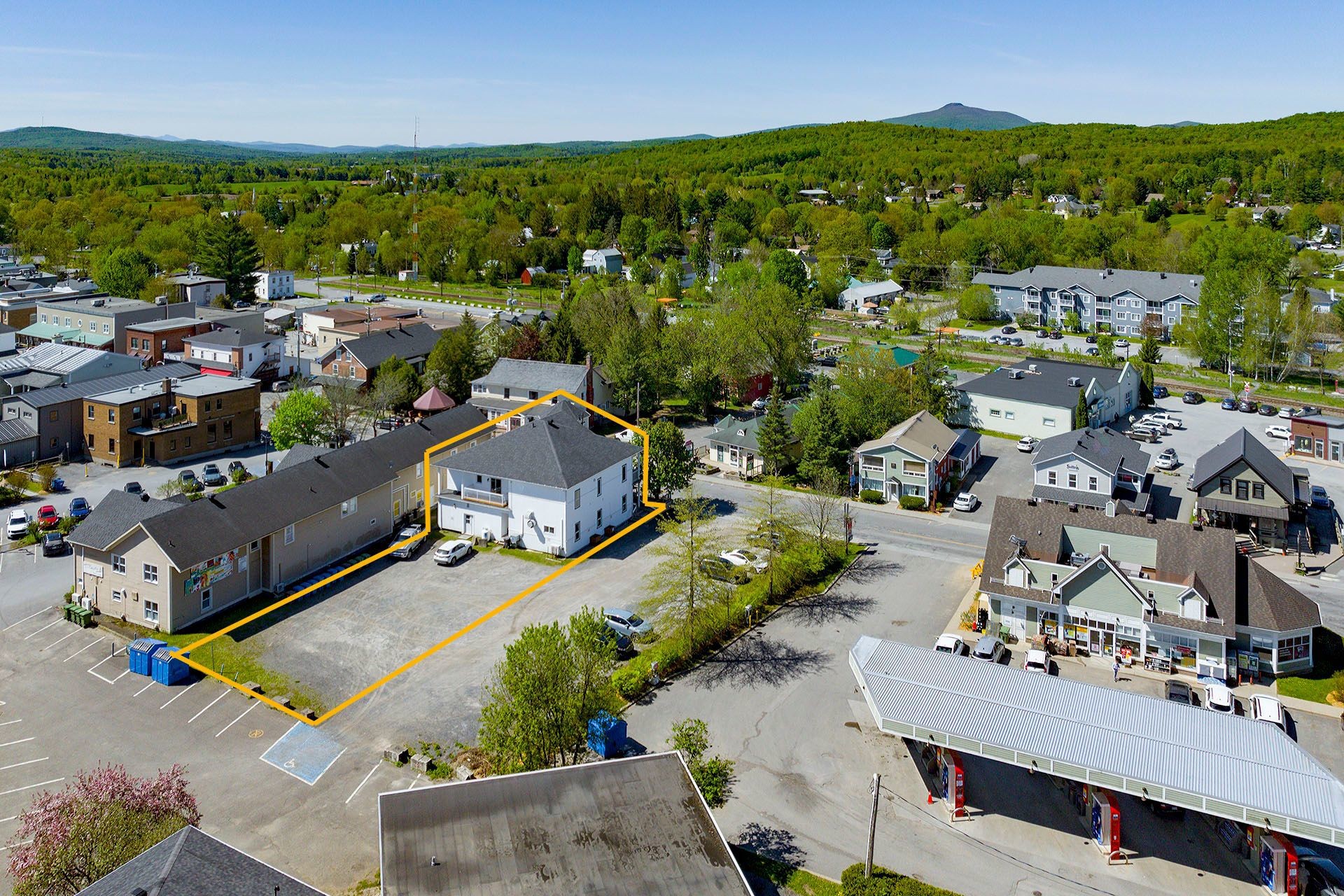 









22Z


Rue Principale N.

,
Sutton,




QC
J0E2K0


