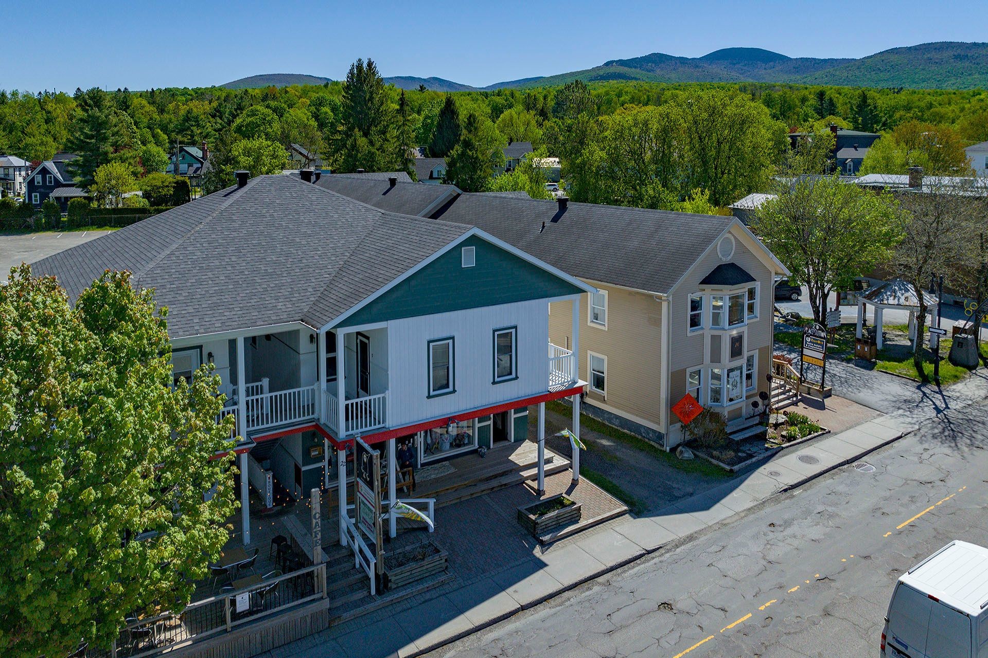 









22Z


Rue Principale N.

,
Sutton,




QC
J0E2K0

