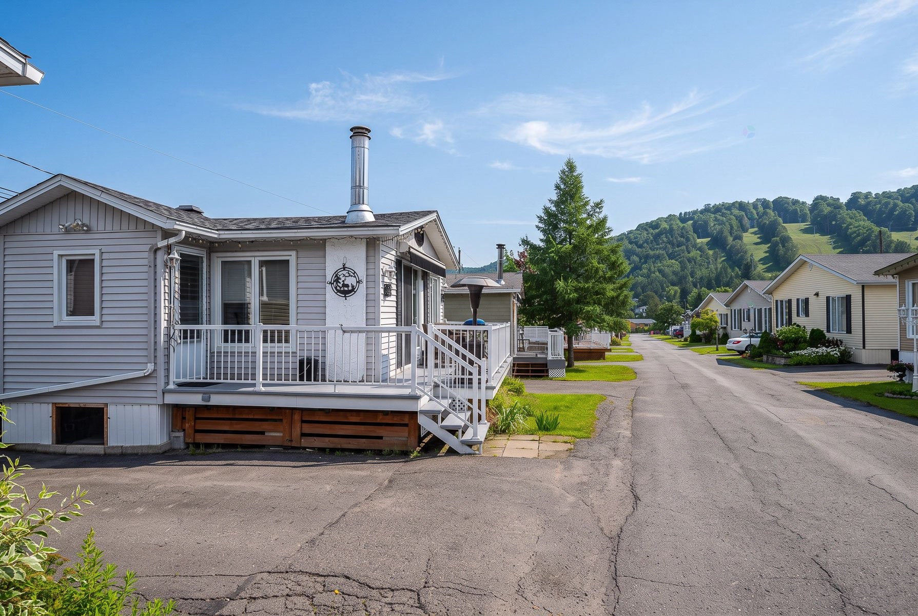 









308


Ch. des Habitations-des-Monts

,
Saint-Sauveur,




QC
J0R1R3


