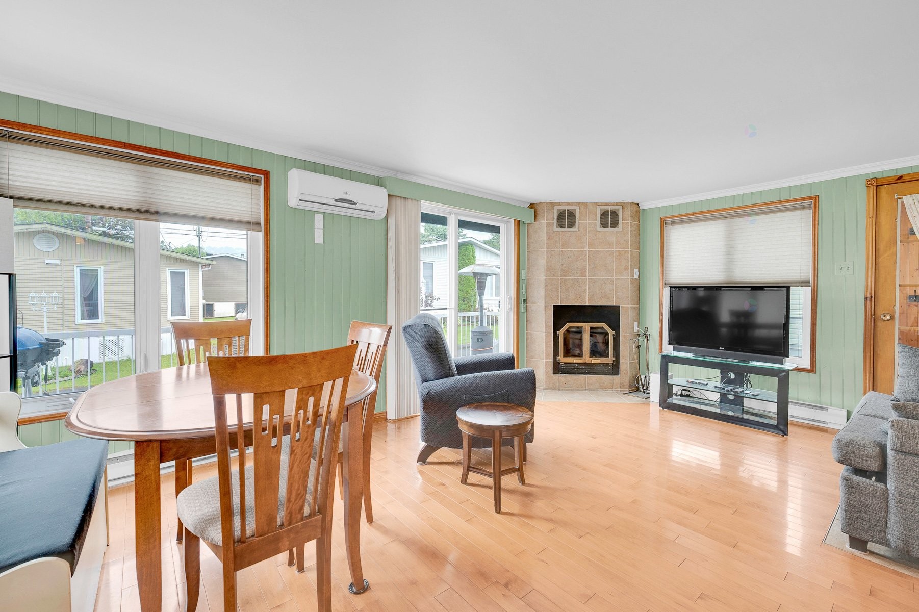 









308


Ch. des Habitations-des-Monts

,
Saint-Sauveur,




QC
J0R1R3

