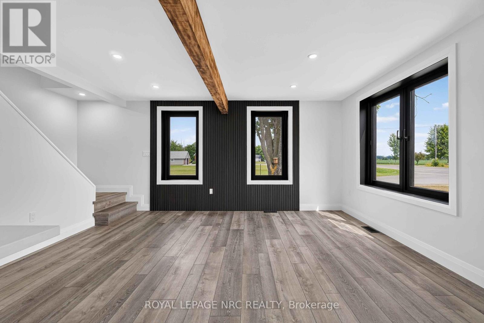 












52806 PUTMAN ROAD

,
Wainfleet (Marshville/Winger),




Ontario
L0S1V0

