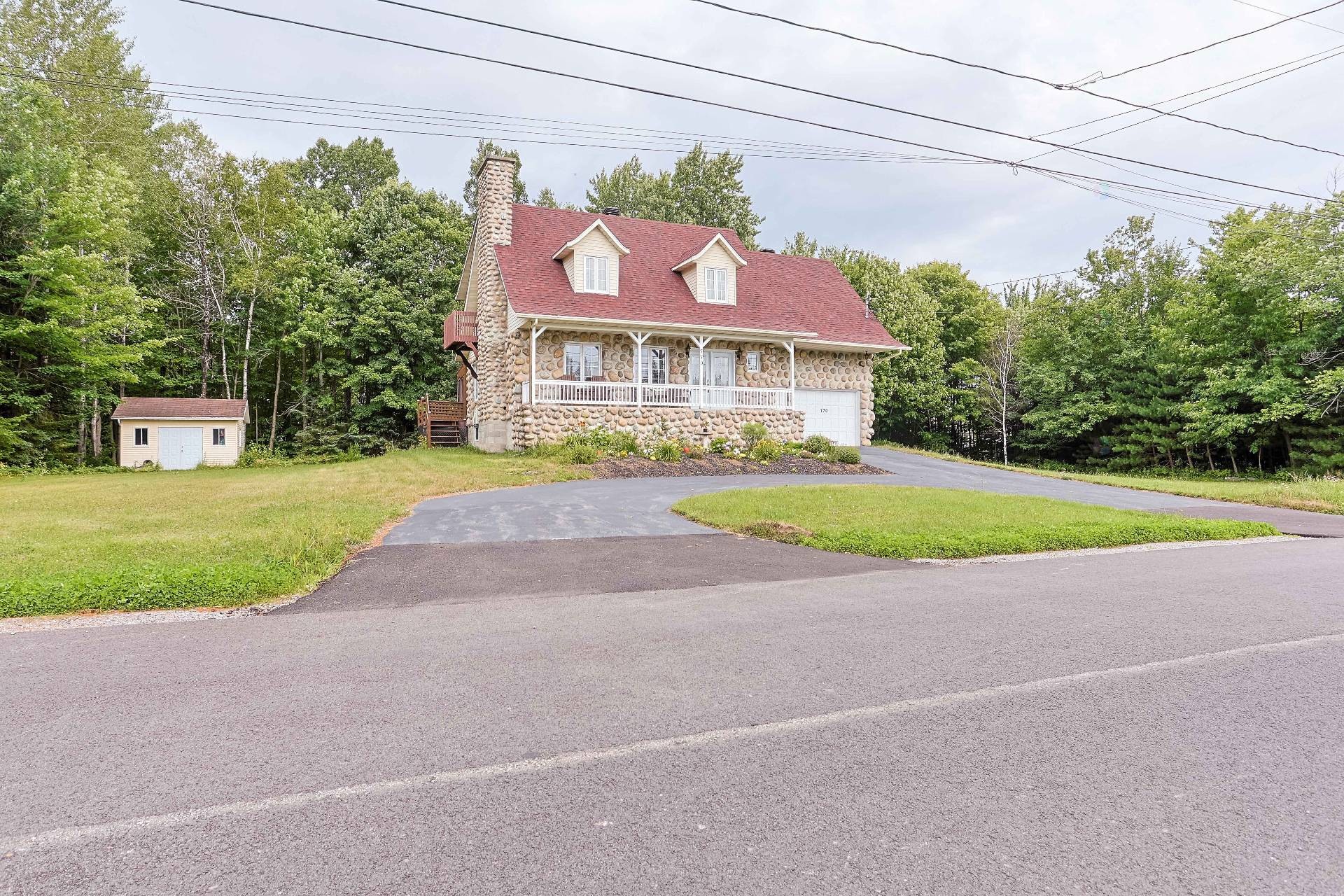 









770


Ch. Juneau

,
Shawinigan,




QC
G9R1M1

