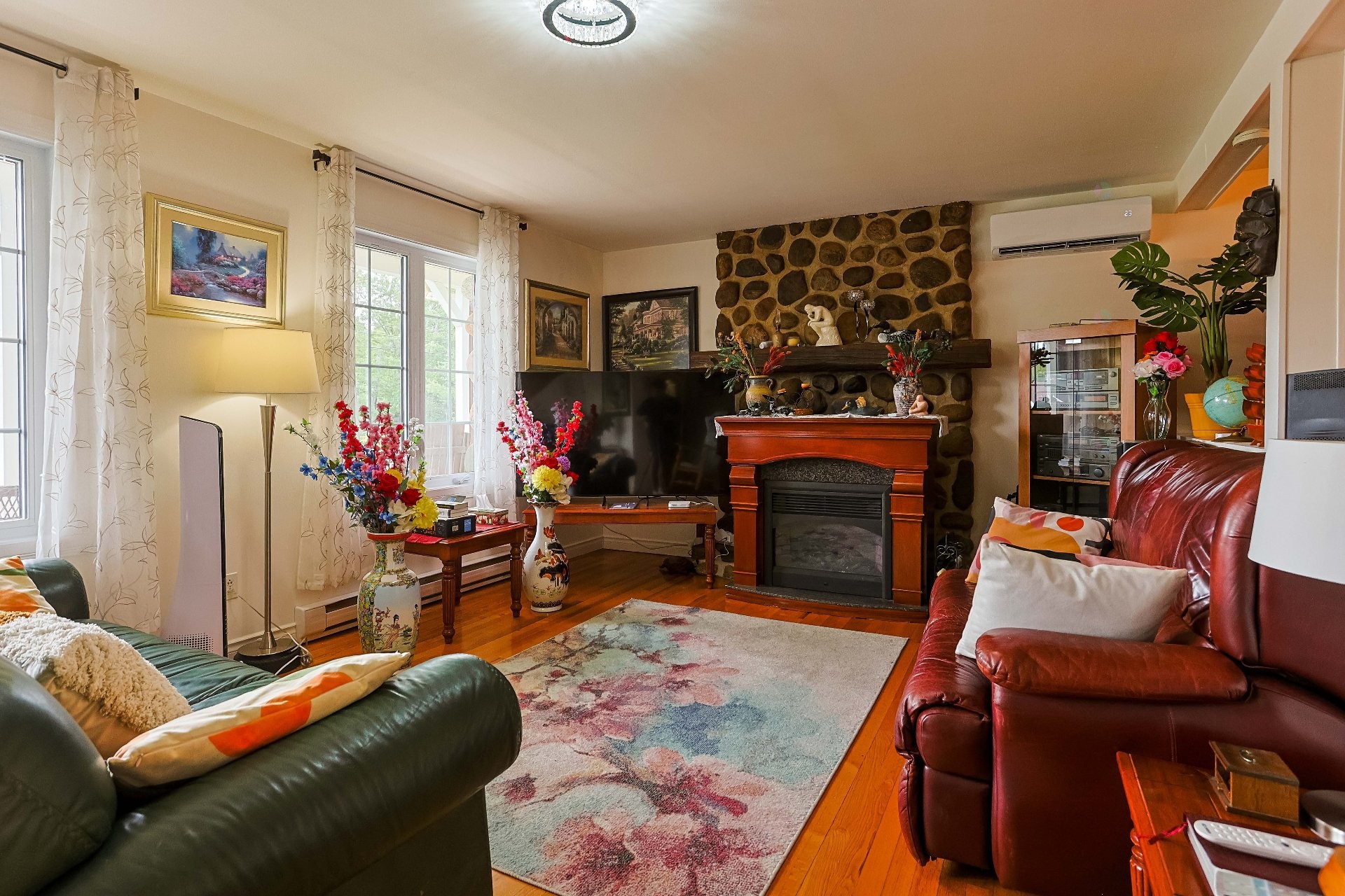 









770


Ch. Juneau

,
Shawinigan,




QC
G9R1M1

