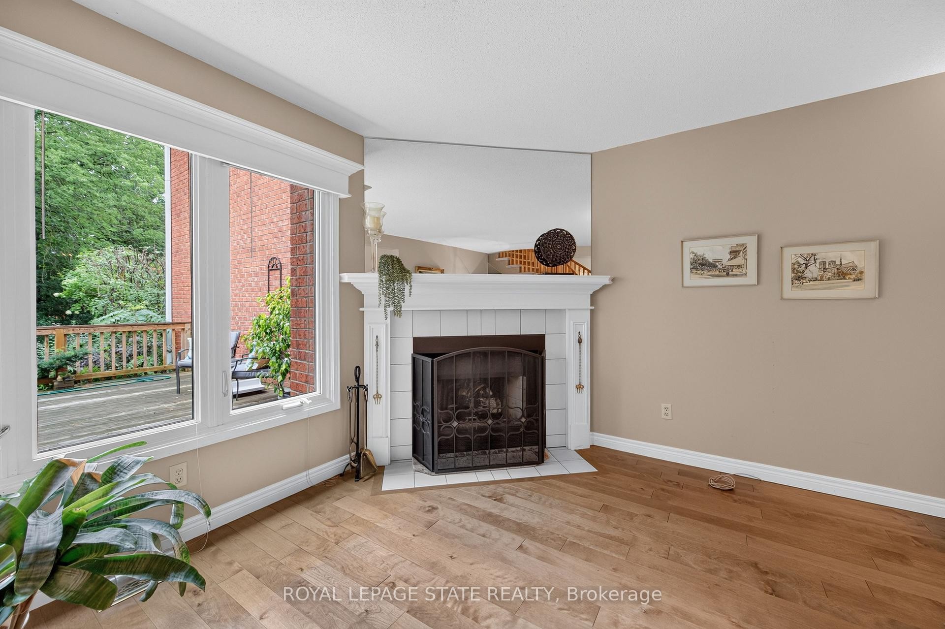 









151


Mcniven

Road, 11,
Hamilton,




ON
L9G 4S7

