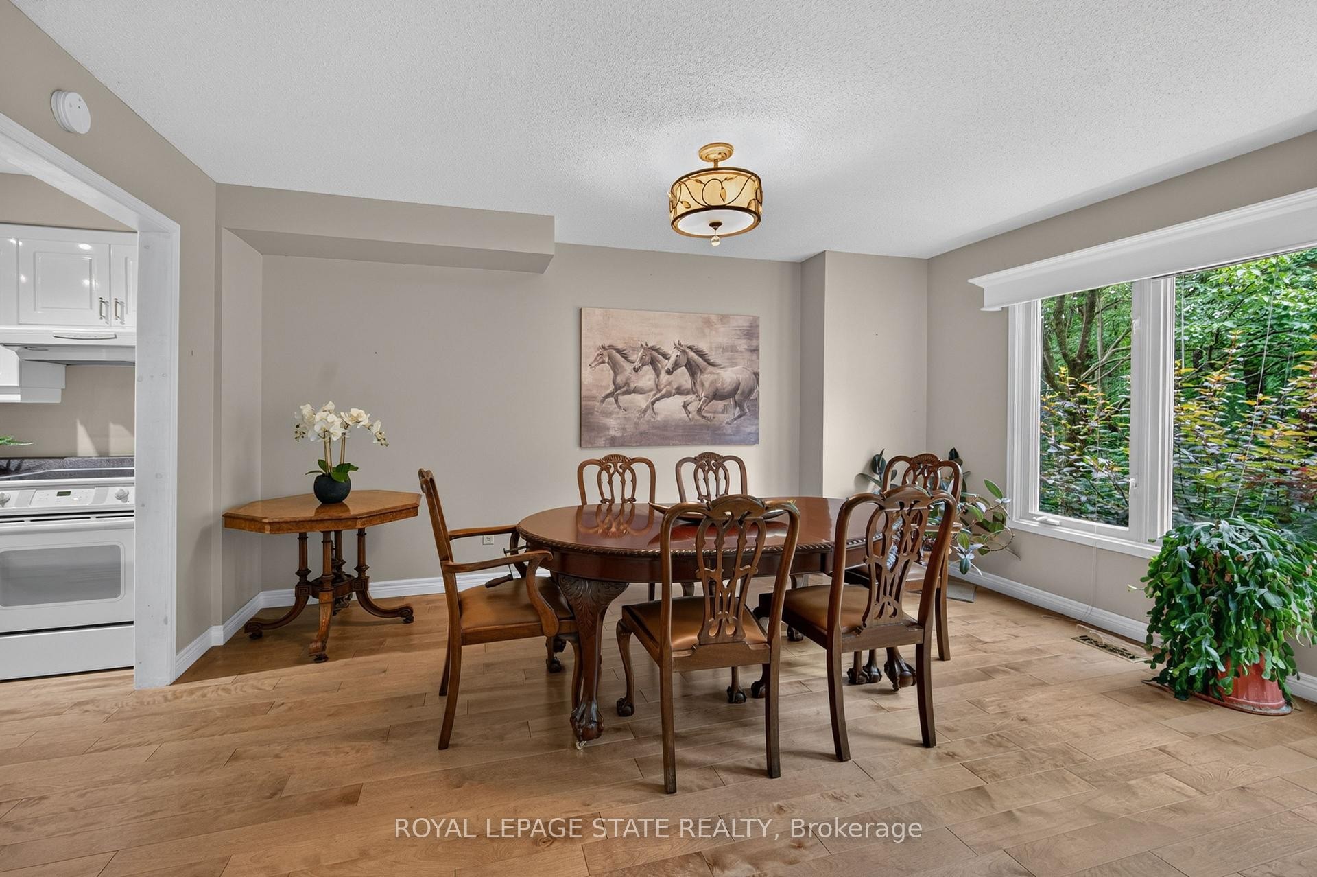 









151


Mcniven

Road, 11,
Hamilton,




ON
L9G 4S7

