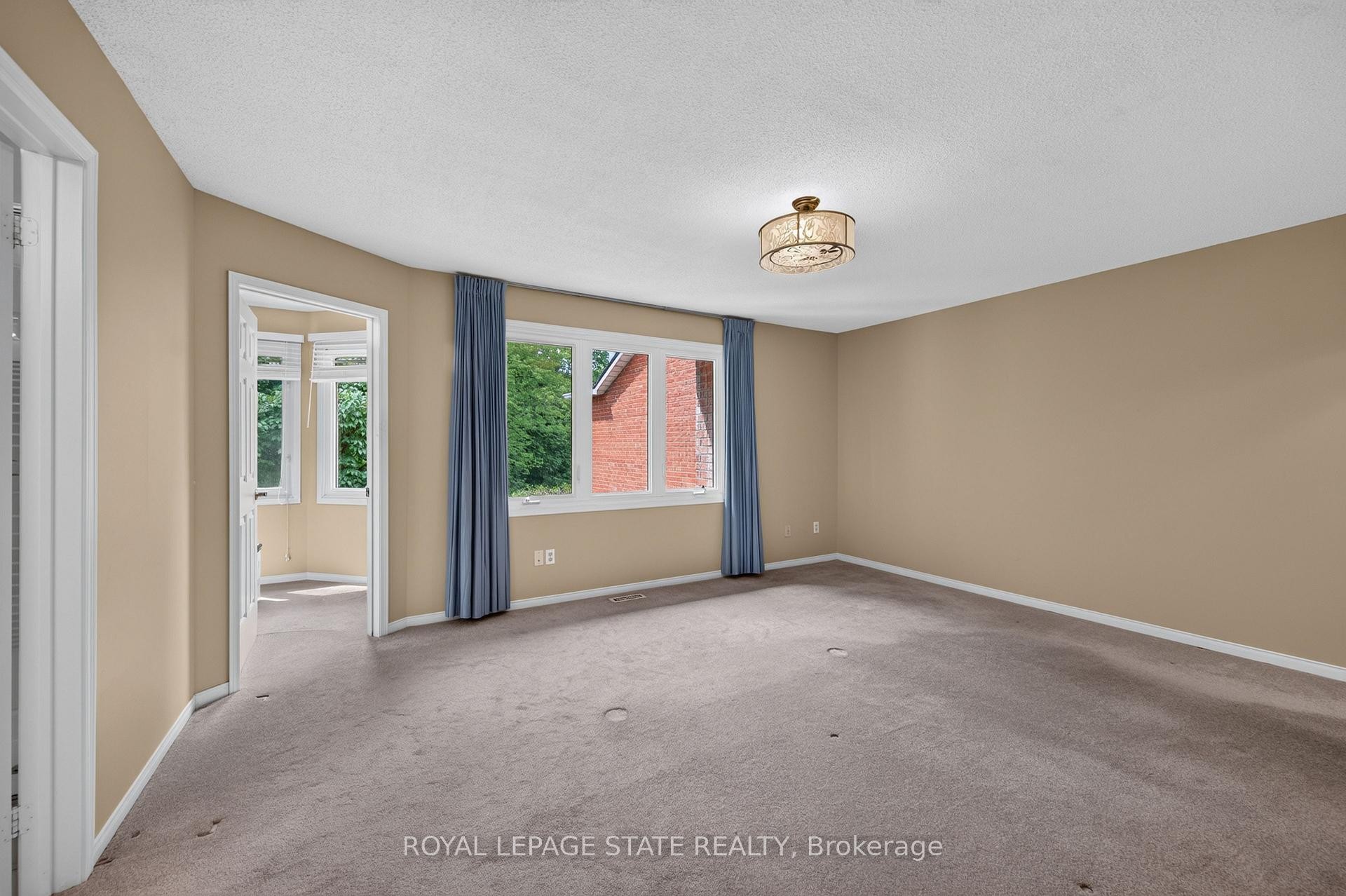 









151


Mcniven

Road, 11,
Hamilton,




ON
L9G 4S7

